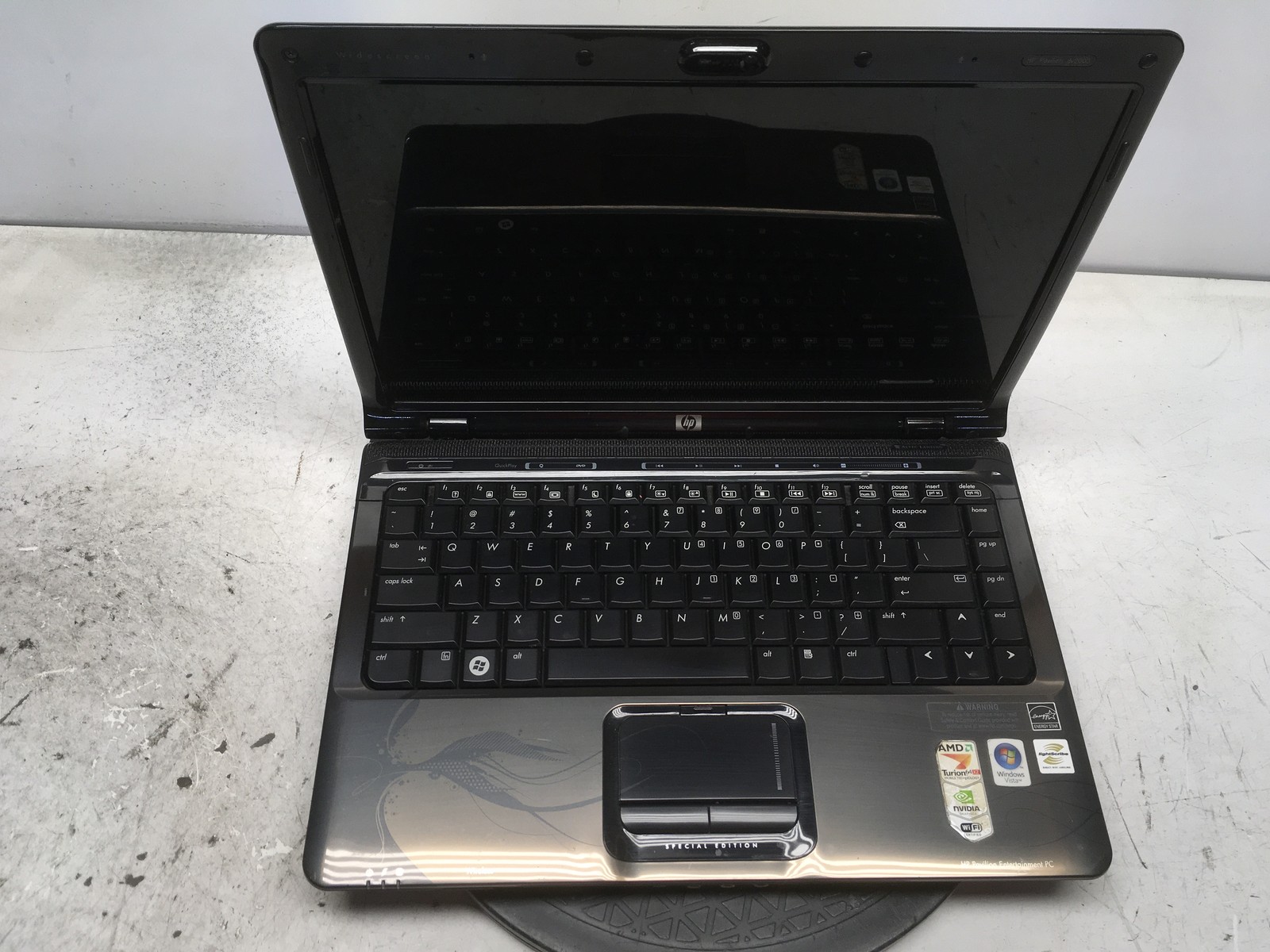 HP Pavilion DV2945SE AMD Turion 64 X2 TL-60 2GHz No RAM NO HDD No Batt