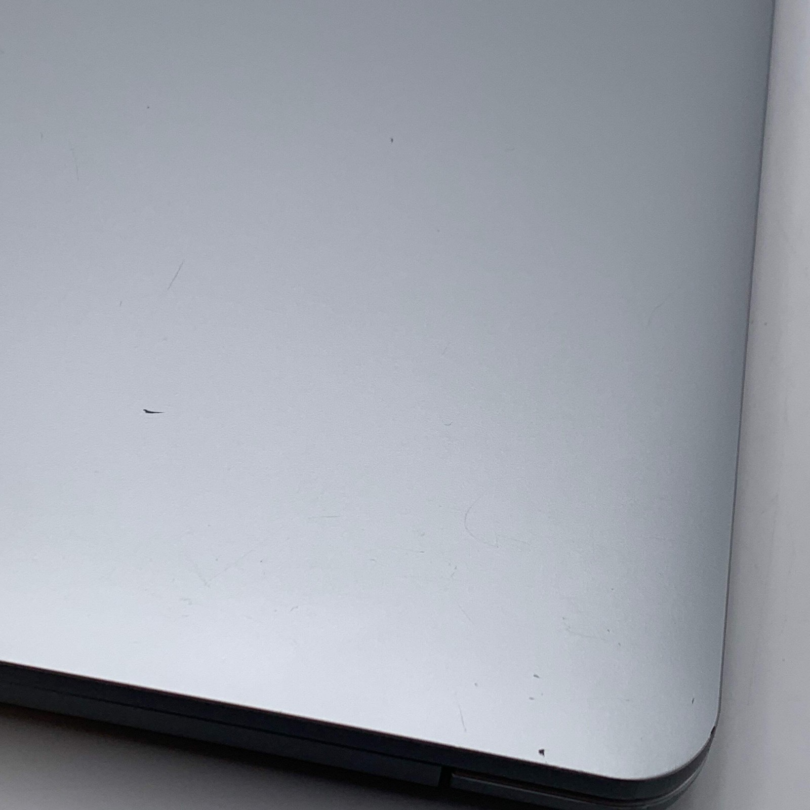 Lenovo IdeaPad 1 15ALC7 15.6″ Ryzen 7 5700U 1.8GHz 12GB RAM 512GB SSD