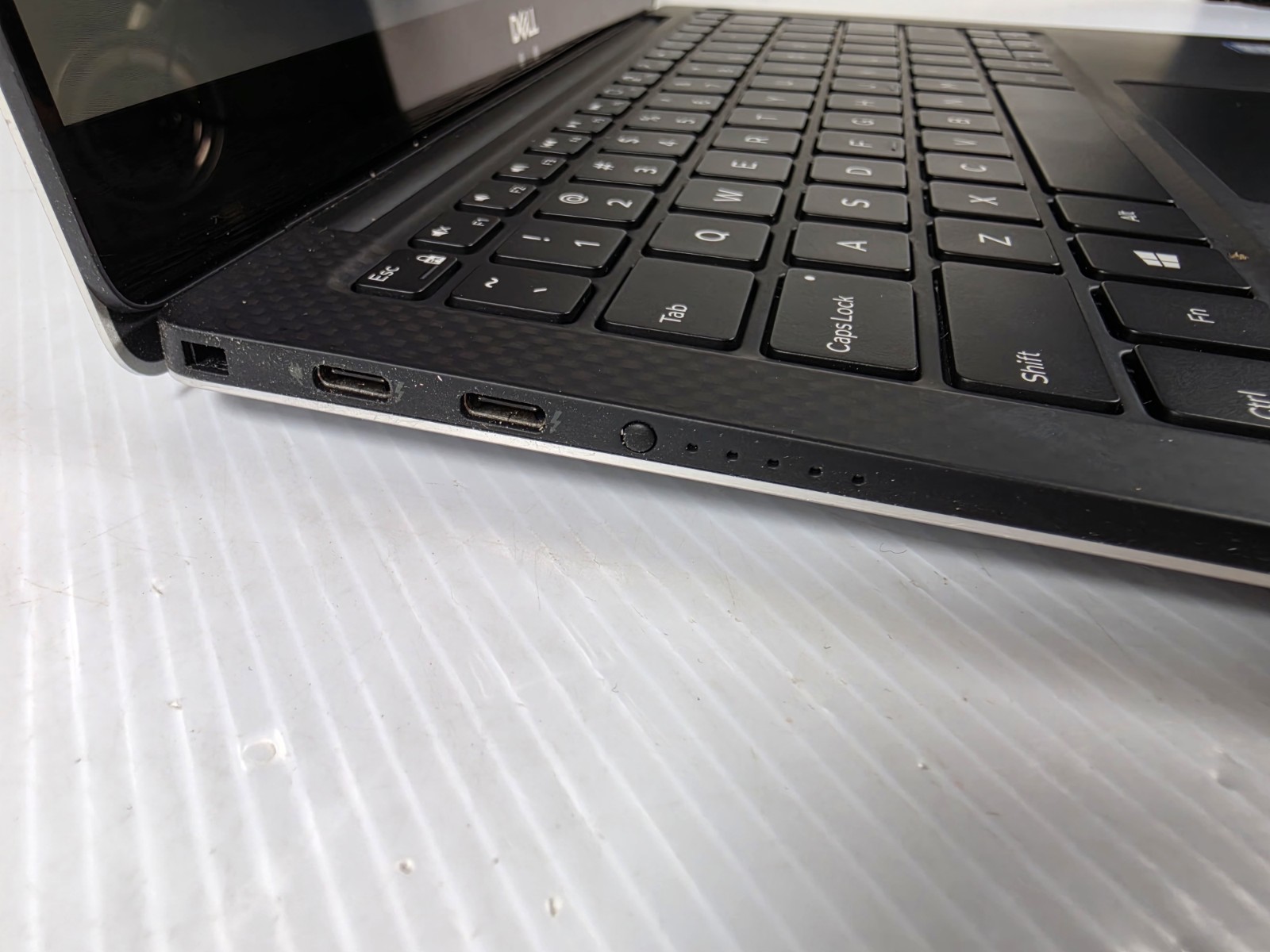 💻 Dell XPS 13 9370 FHD Laptop Intel i5-8250U 8GB RAM 256GB SSD Windows 11
