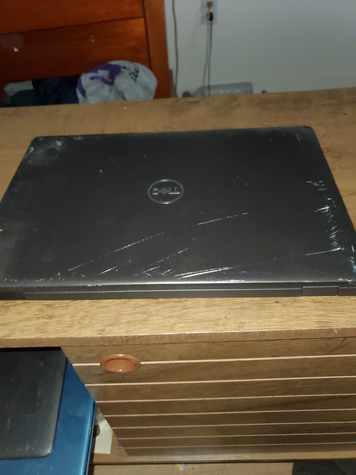 Dell Latitude E5400 14″ (256GB SSD, Intel Core i5-8265U, 1.60GHz, 8GB) Laptop