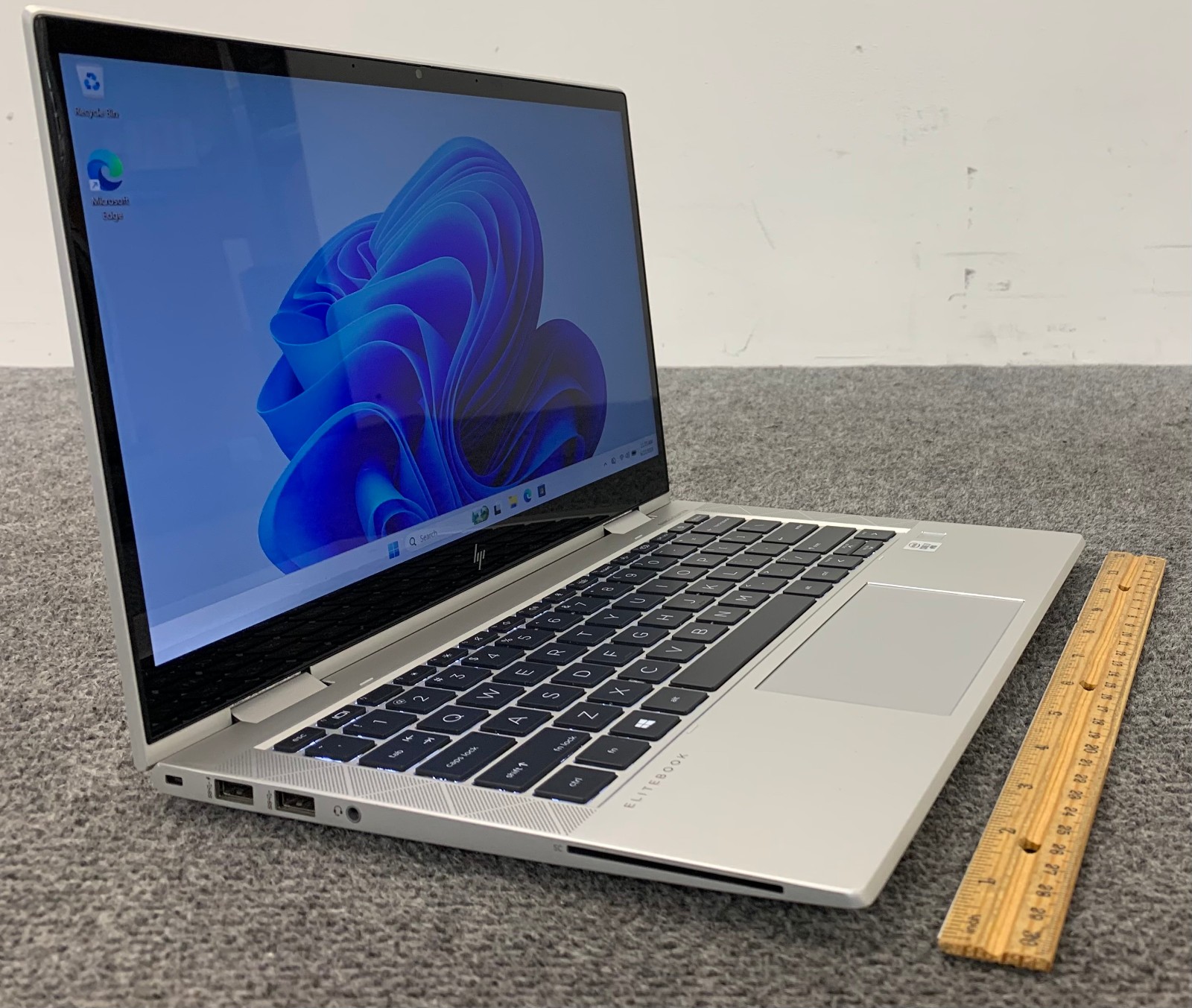 HP EliteBook x360 830 G7 13.3″ Touchscreen Laptop i7-10610U 8GB RAM 512GB NVMe