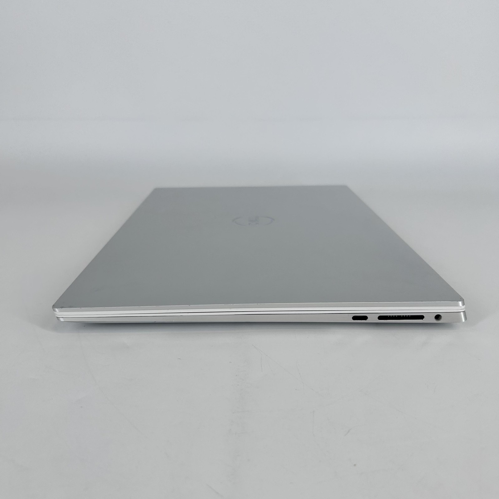 Dell XPS 15 9520 TOUCH 3.5K 2.5 GHz i9-12900HK 32GB 1TB SSD RTX 3050 Ti Good