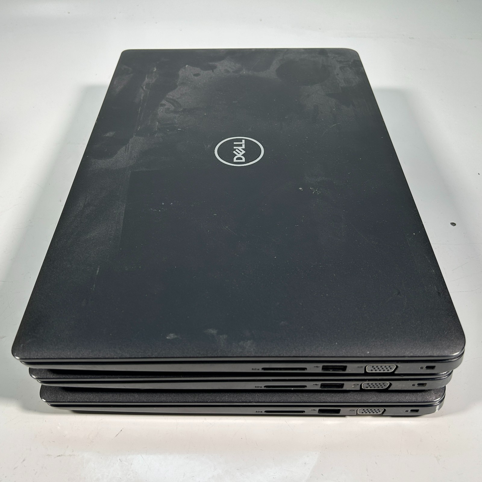 Dell Latitude 3500 Intel Core i5-8265U 1.60GHz 16GB RAM 128GB SSD No OS Lot of 3