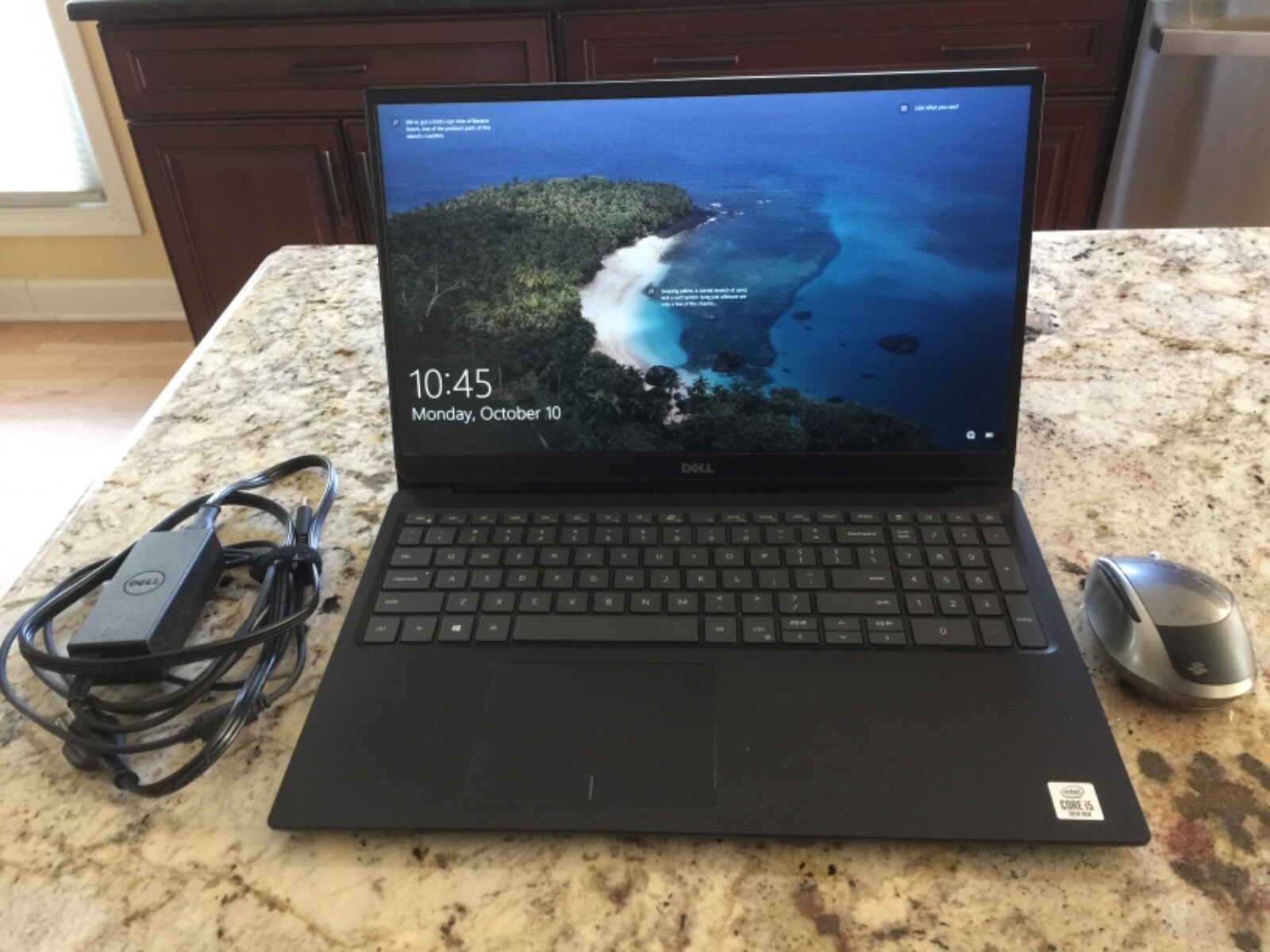 Dell Vostro Notebook 5590 10th Gen, i5-10210U, Wds10 Pro, 8GB, 256GB SSD, 15.6”.