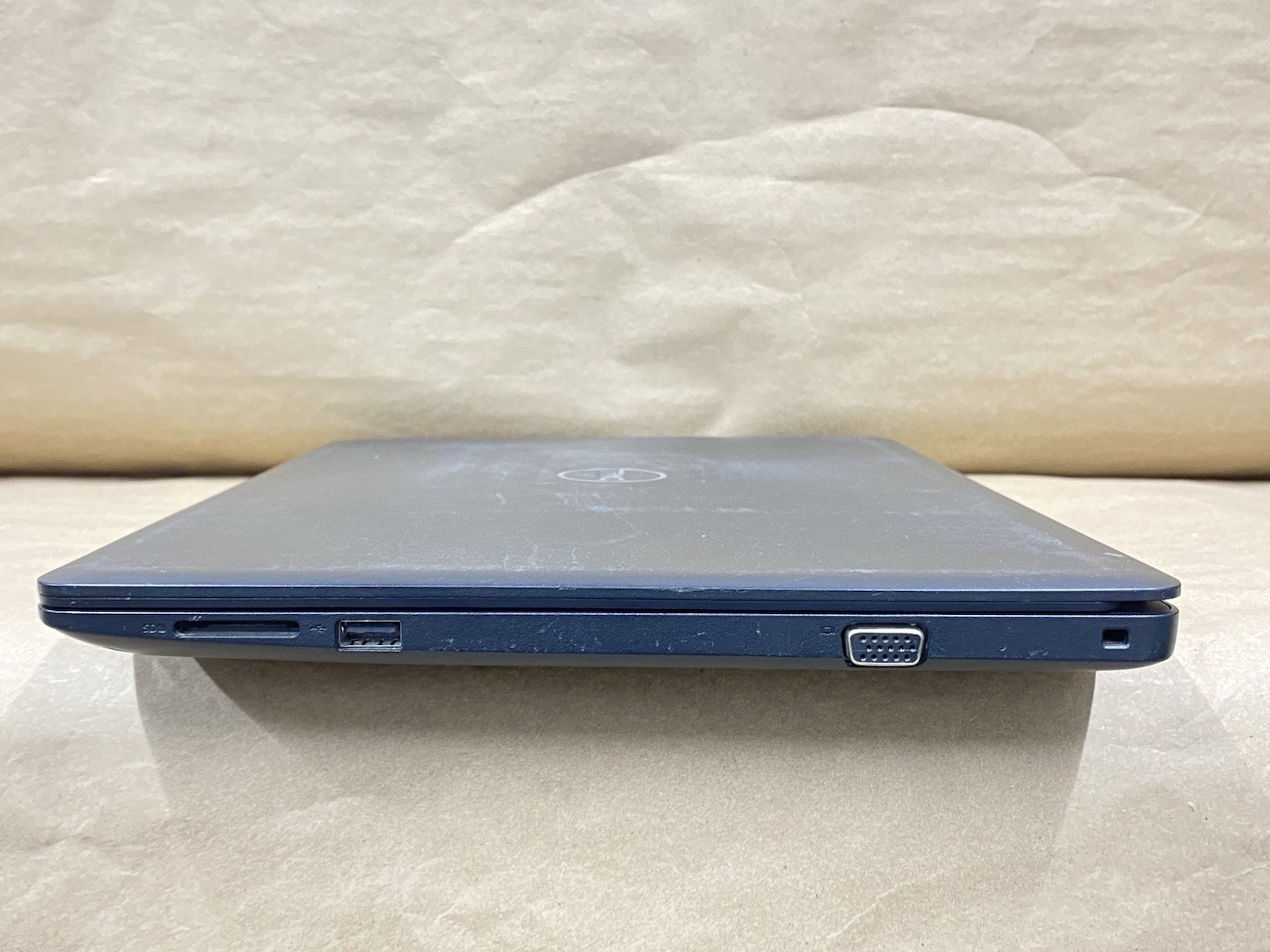 Dell Latitude 3490 – 14″ FHD – i5-8250U – 4GB – 128GB SSD – Win 11 Pro READ
