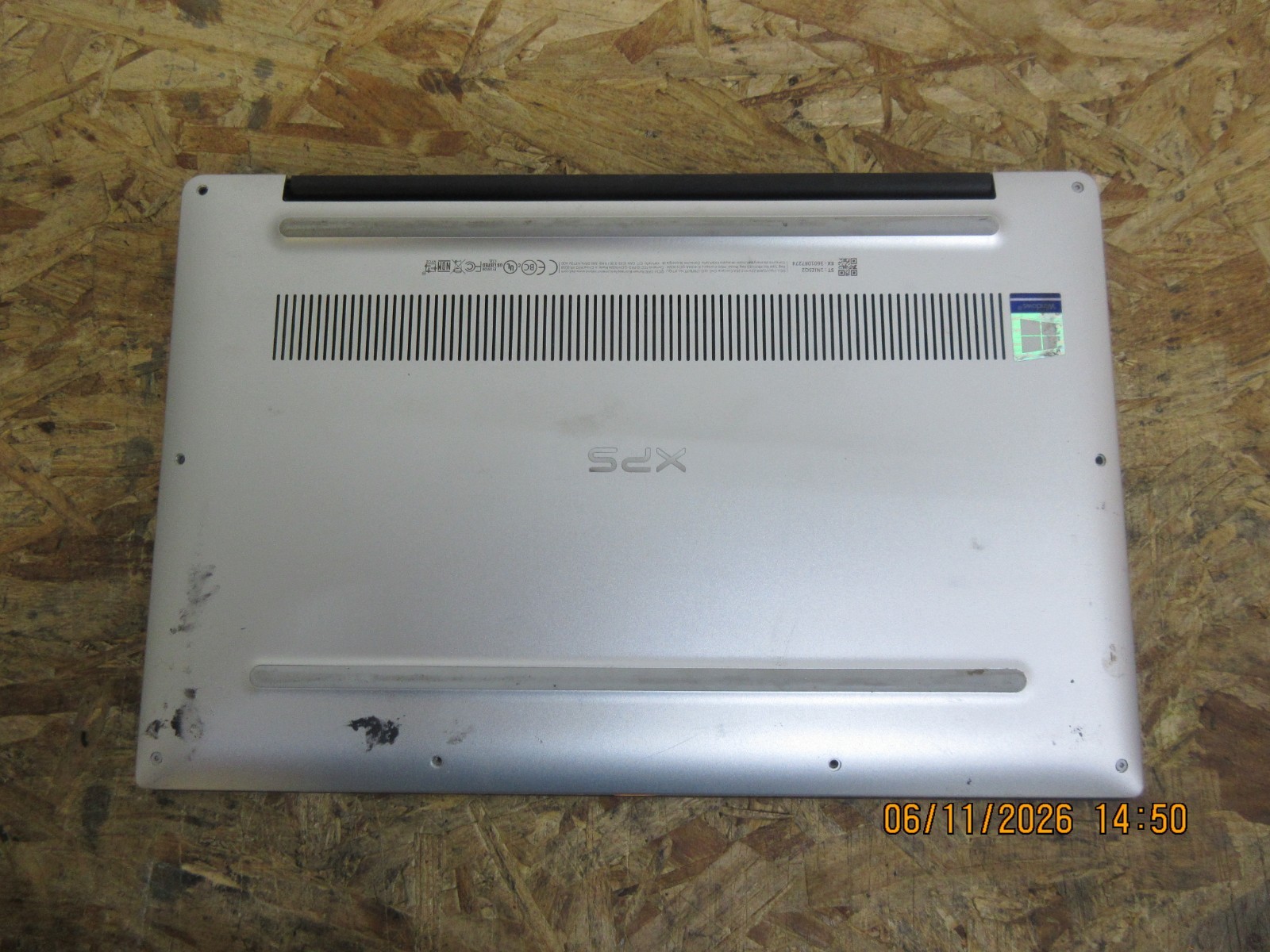 Dell XPS 13 9370 Intel Core i5-8TH @ 1.60GHz 8GB RAM 256GB SSD WIN11P LAPTOP.