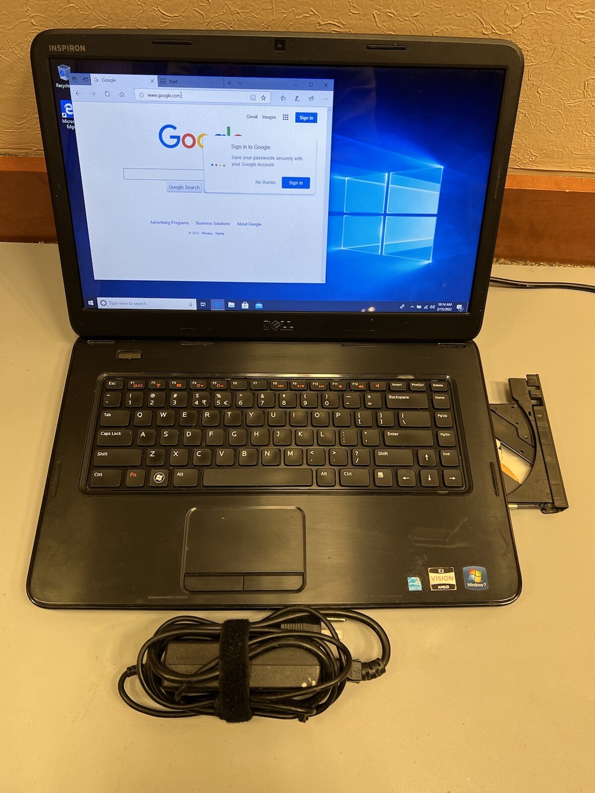 Dell Inspiron M5040 AMD E-450 RADEON GRAPHICS 2GB RAM 500GB WEBCAM BLUETOOTH