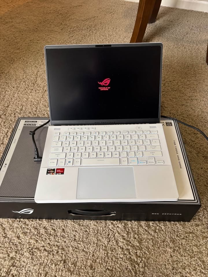 UPGRADED ASUS ROG Zephyrus G14 14″ Ryzen 9 6900HS,1TB SSD NEW 24GB RAM RX 6700S