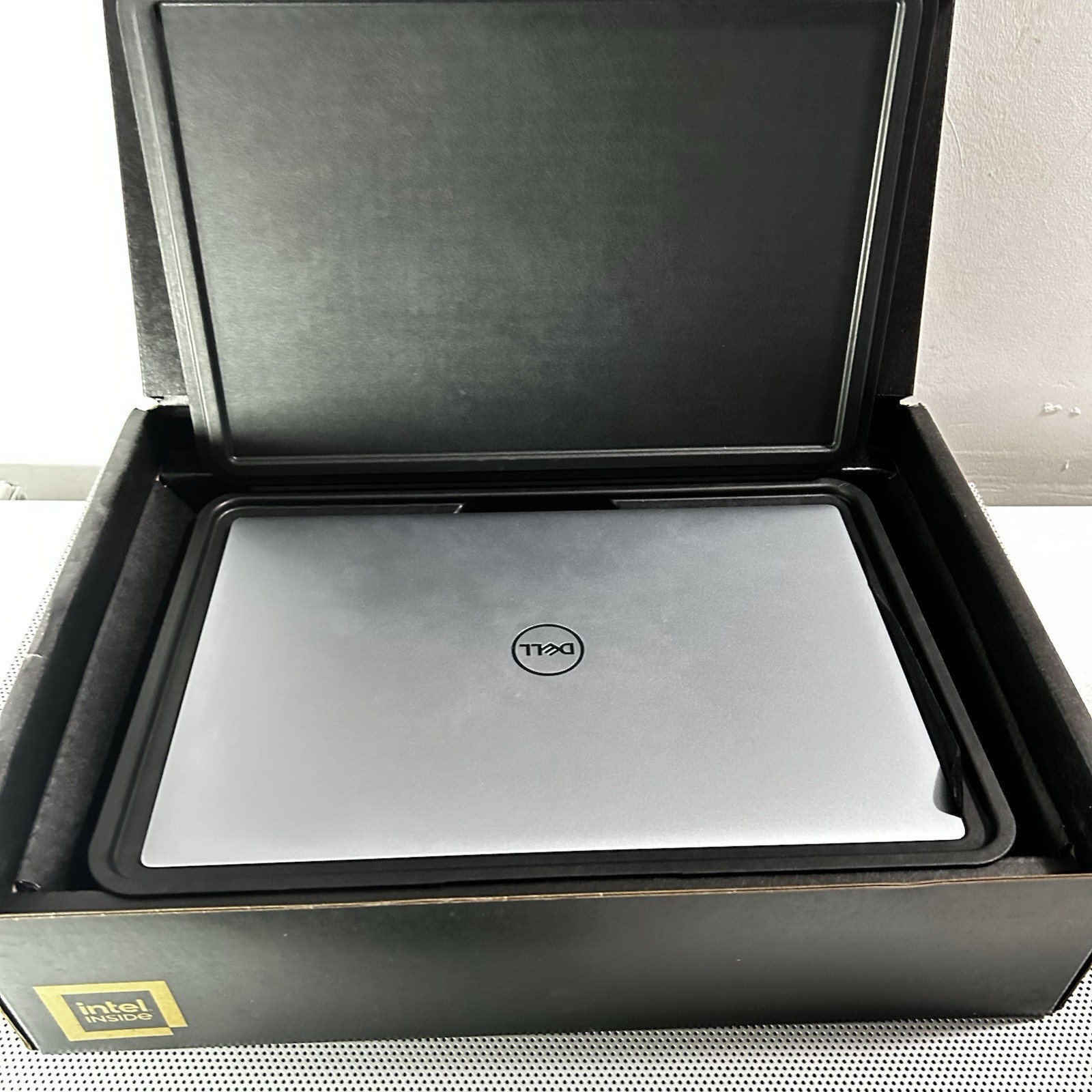 Dell XPS 13 9315 13.4″ i7-1250U 32GB RAM 1TB SSD Win 11 Pro Silver