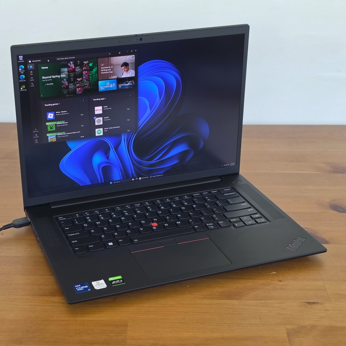Lenovo ThinkPad X1 Extreme Gen 4 i7-11850H 16″ 4K 3840×2400 16GB NVIDIA RTX 3050