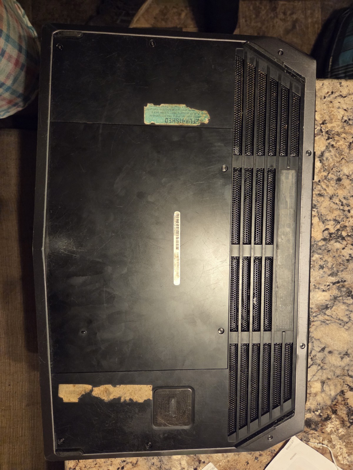 Alienware 17 R2 17.3″ Laptop Intel Core I7 3.7-3.9 Ghz, M980 GPU Parts Only