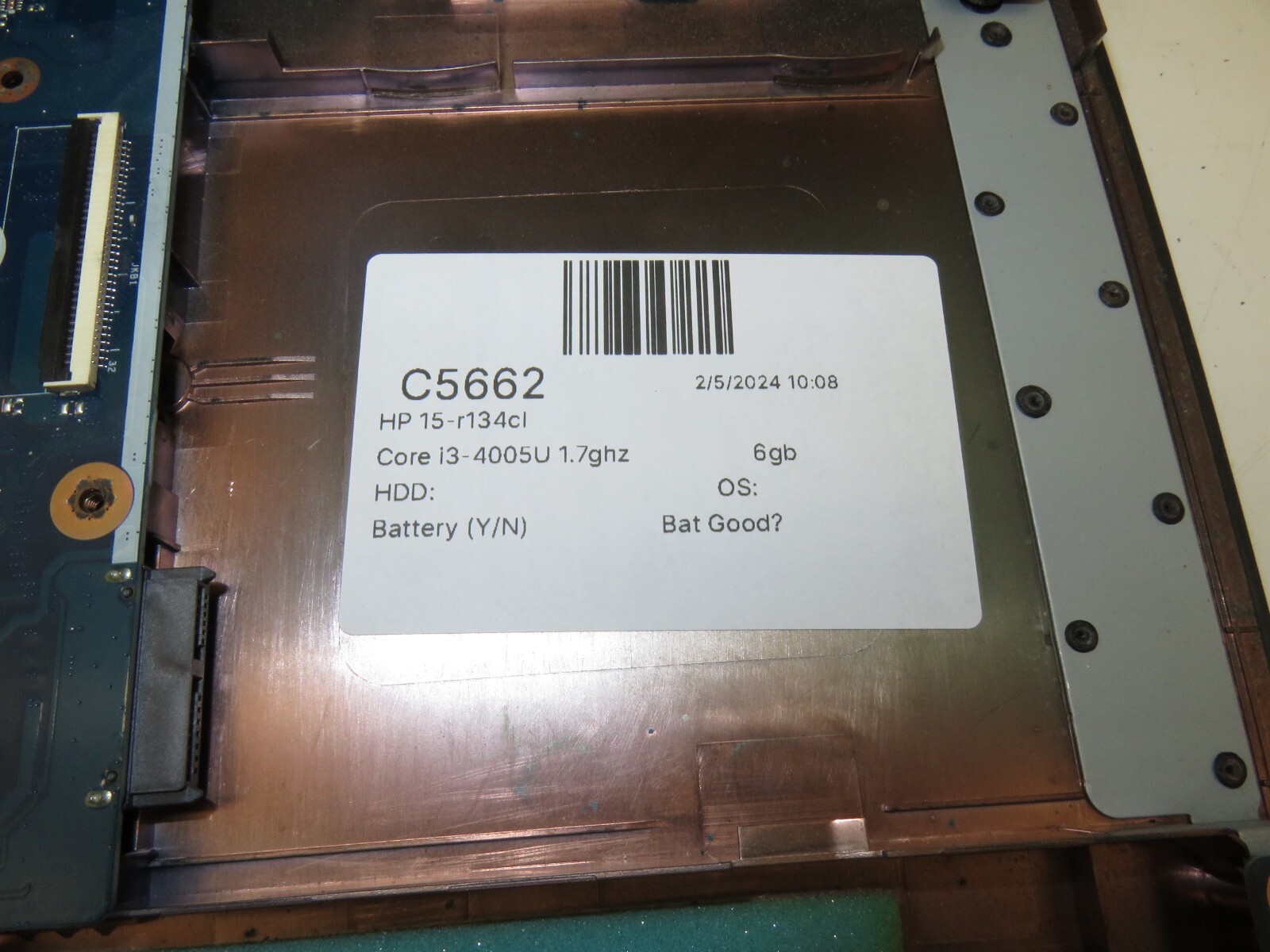 HP 15-r134cl Laptop Intel Core i3-4005u 6GB Ram – Parts/Repair