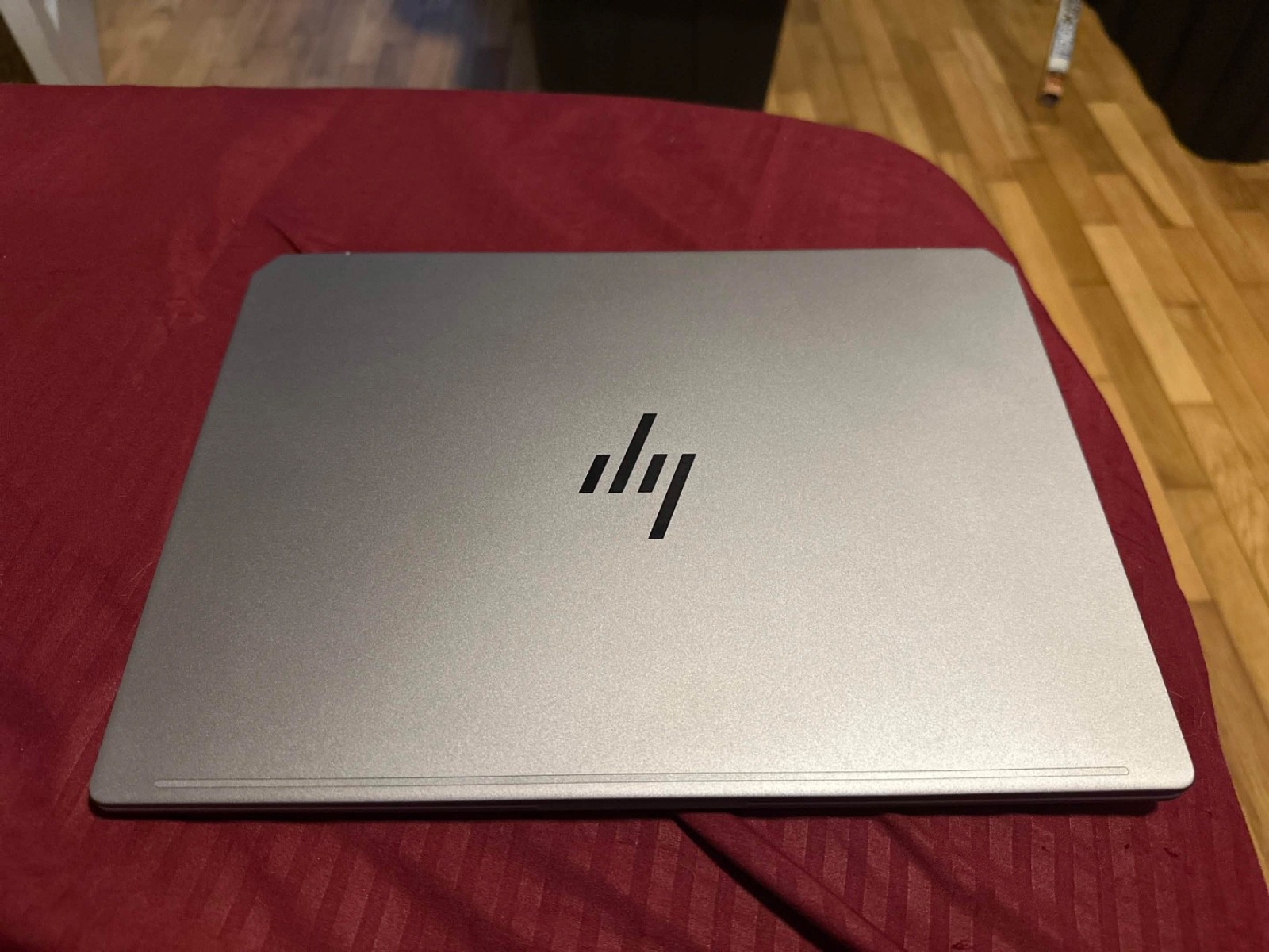 HP OmniBook Ultra CoPilot+ PC Laptop 32 GB RAM 2 TB SSD AMD Ryzen AI 9 HX 375 2k