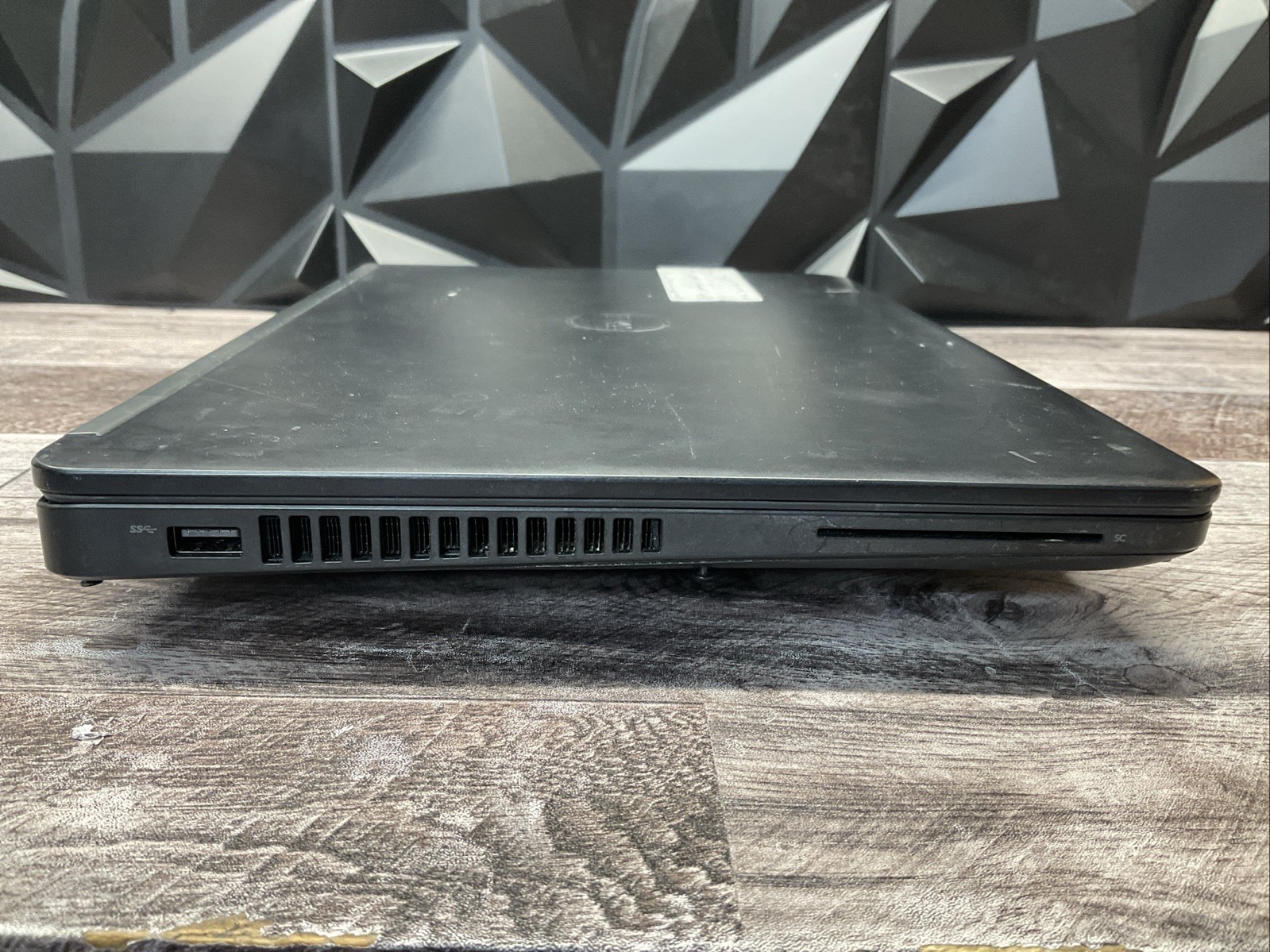 Latitude E5470 / i5 6th / No RAM Laptop Notebook PC / B3N