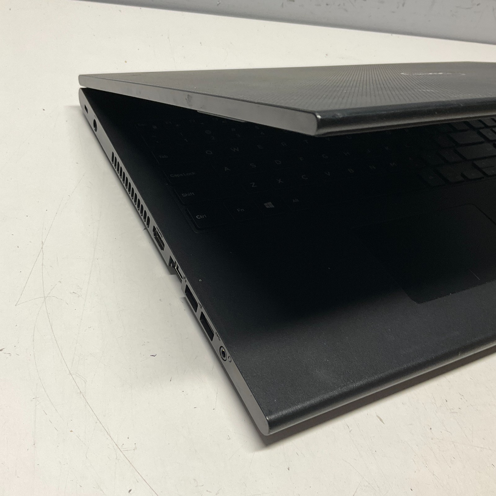 Dell Inspiron 3542 15″ Core i5-4210U 1.7gHz 8GB 1TB HDD Windows 10 Pro Laptop