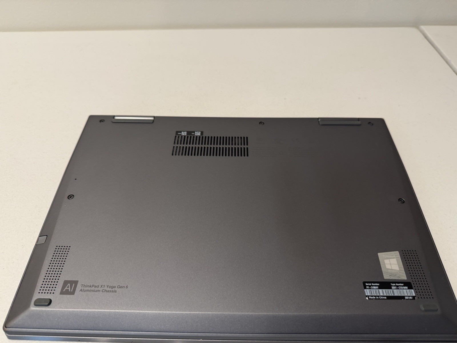Lenovo ThinkPad X1 Yoga 6th Gen 14″ 4K Touch i7-1165G7 32GB RAM 2TB SSD WWAN 4G