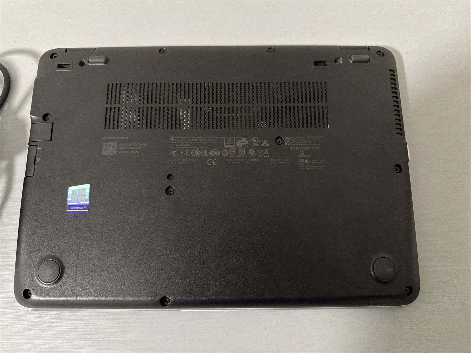 HP EliteBook 820 G4 12.5″ Intel i5-7200U 2.7GHz 16GB 256GB SSD Windows 11 Pro