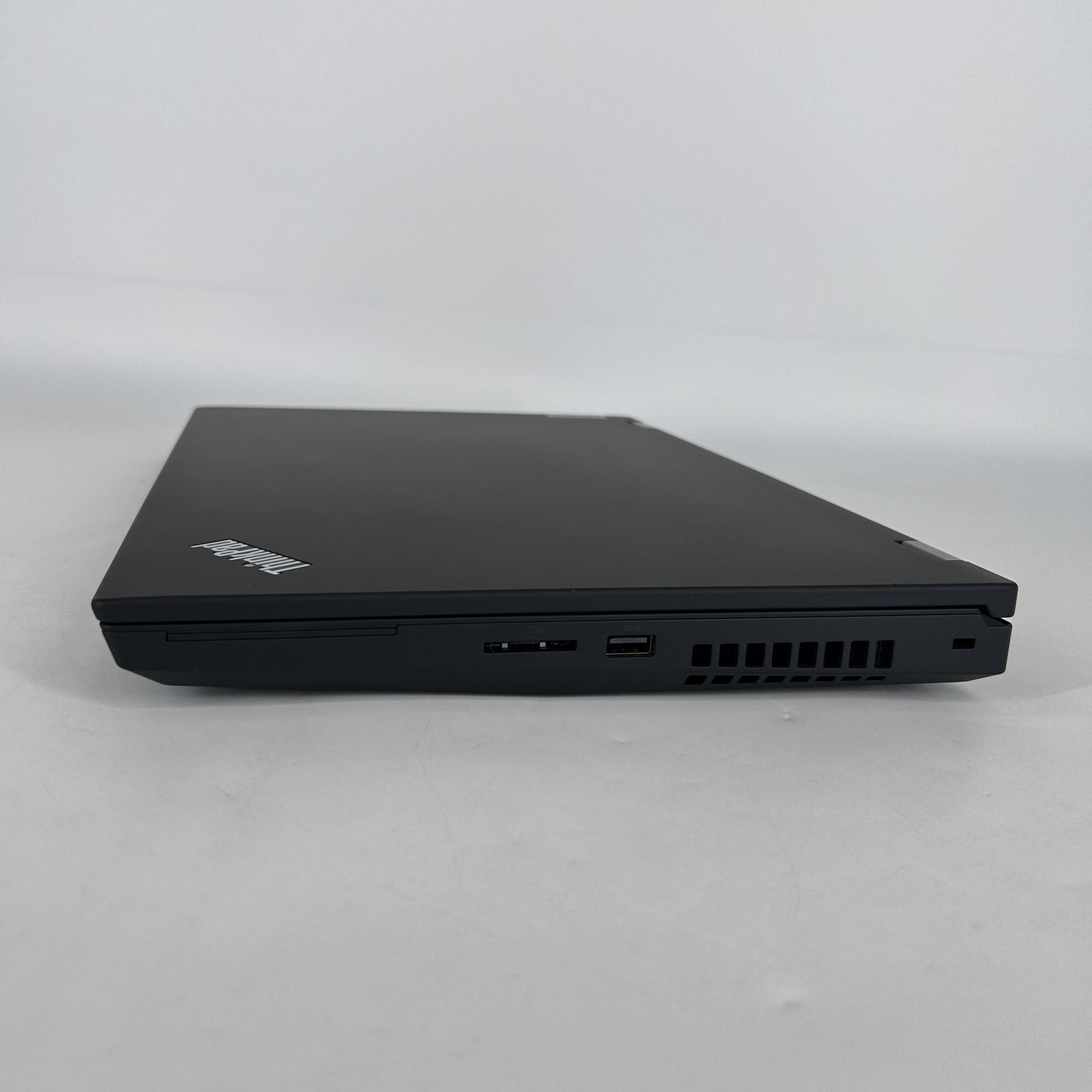 Lenovo ThinkPad P15 Gen 1 FHD i7-10750H 2.60GHz 32GB 512GB SSD Quadro T1000
