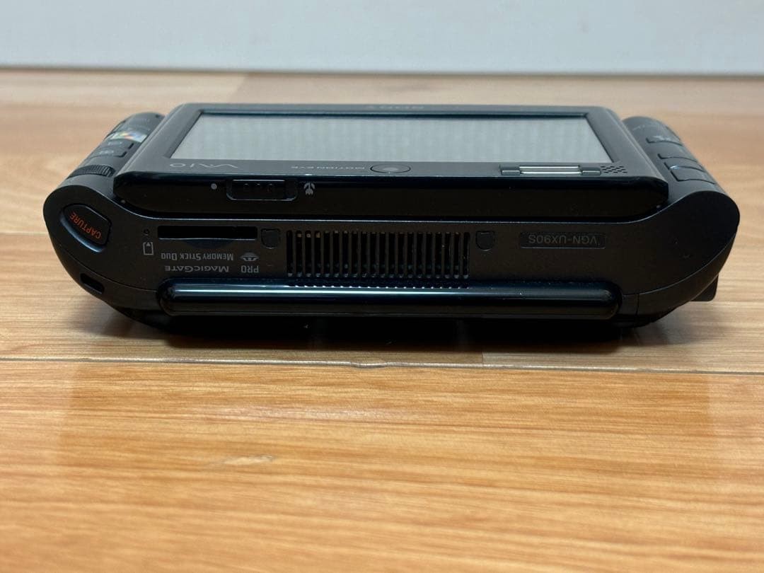 SONY Exclusive Model Vaio VGN-UX90S Portable PC Laptop Win XP English Keyboard