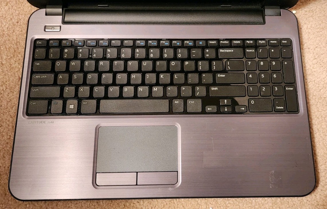 Dell Latitude 3540 i3-4010U CPU@1.7GHz 4GB RAM 500GB HDD(3A326)