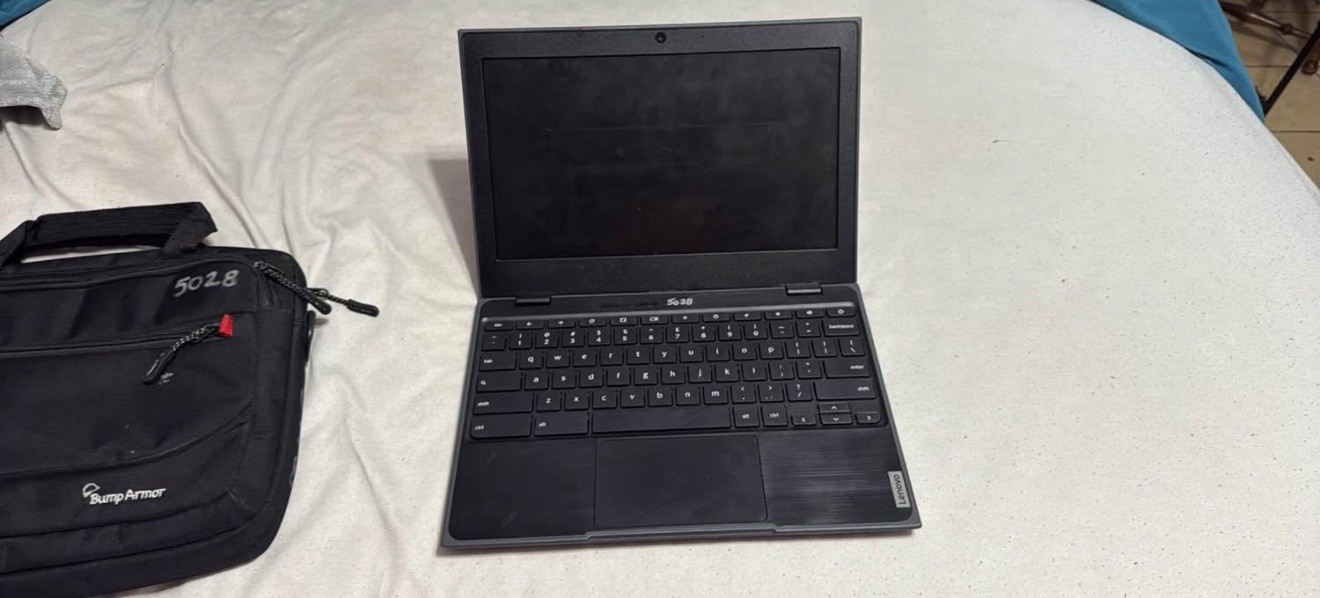 Lenovo Chromebook used for school now I have no use, comes with charger and case