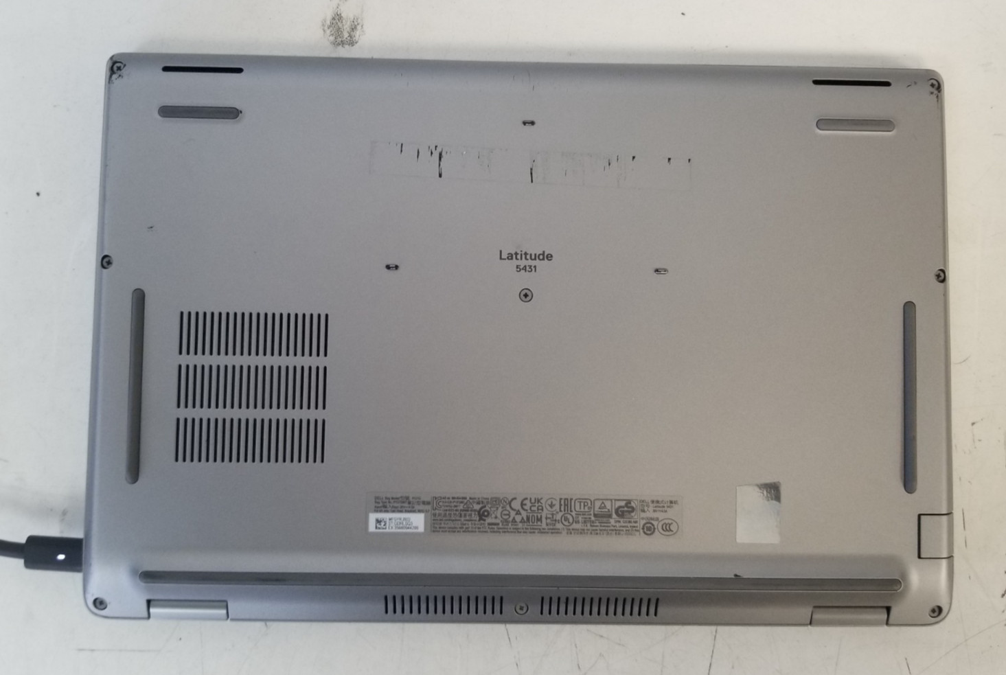 Dell Latitude 5431 Intel Core i7-1270P | 4.80GHz | 8GB DDR5 SDRAM | NO SSD/OS