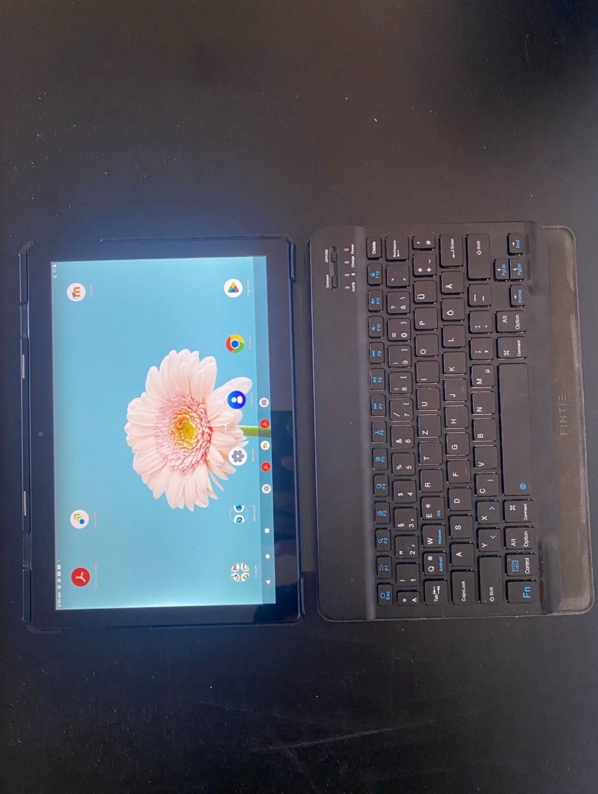 Lenovo M10 Tablet with Keyboard – Ideal for Work & Leisure