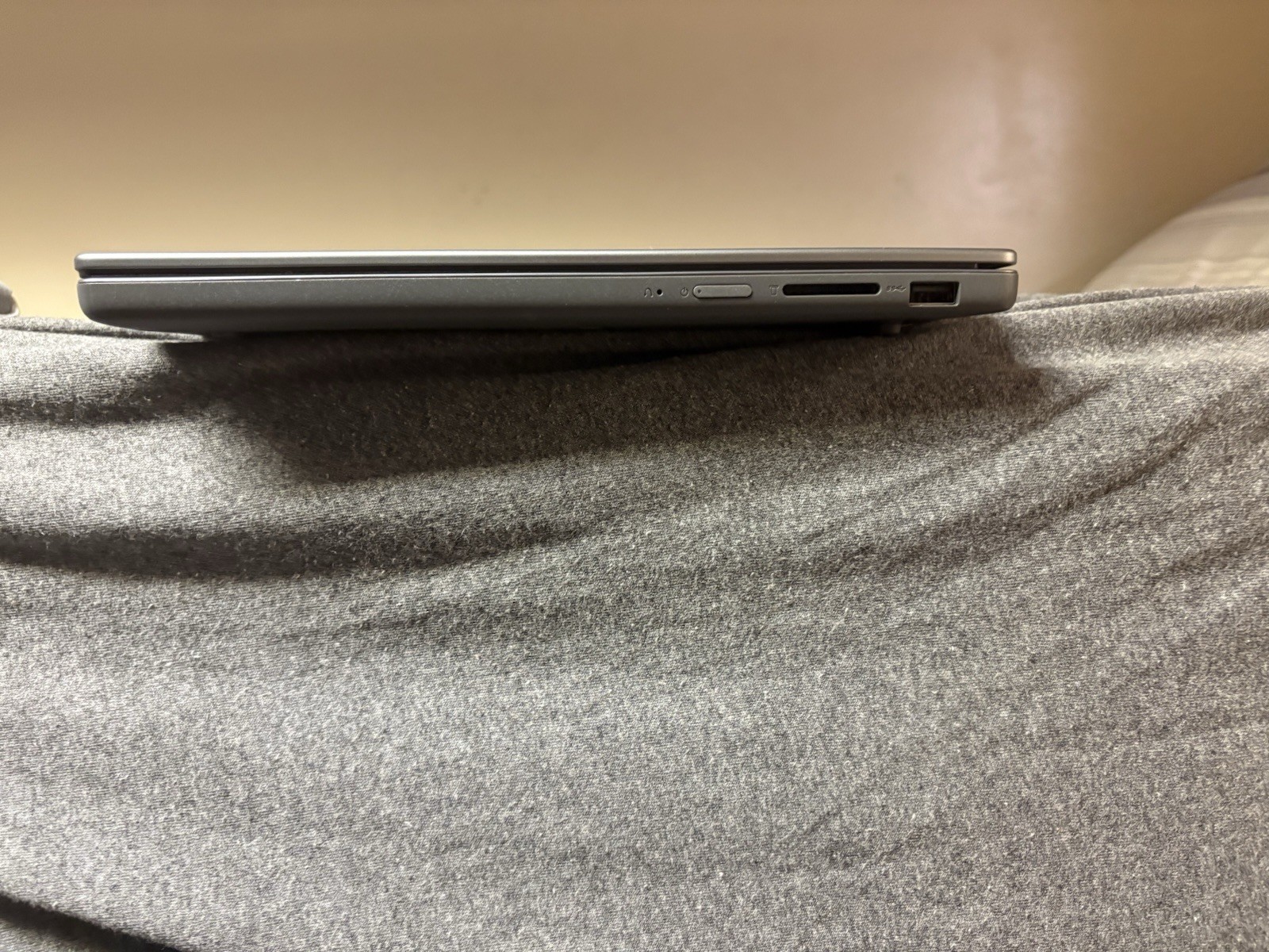 Lenovo IdeaPad Slim 3 – i7 13th Gen, 16GB RAM, 512GB SSD, Grey