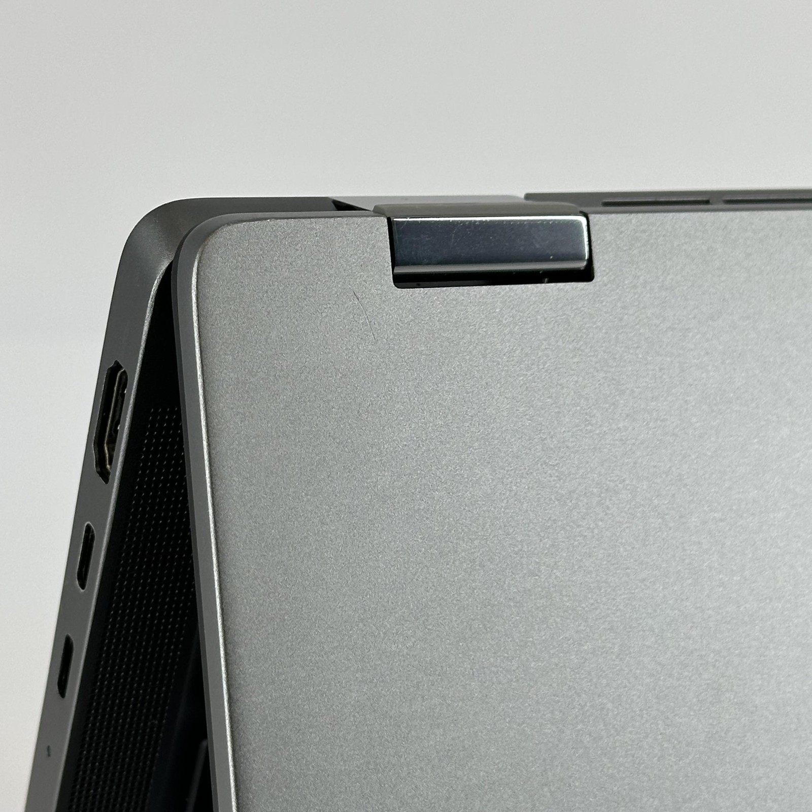 Dell Latitude 7450 (2-in-1) 14 FHD+ TOUCH 2.1 GHz Ultra 5 135U 16GB 256GB SSD