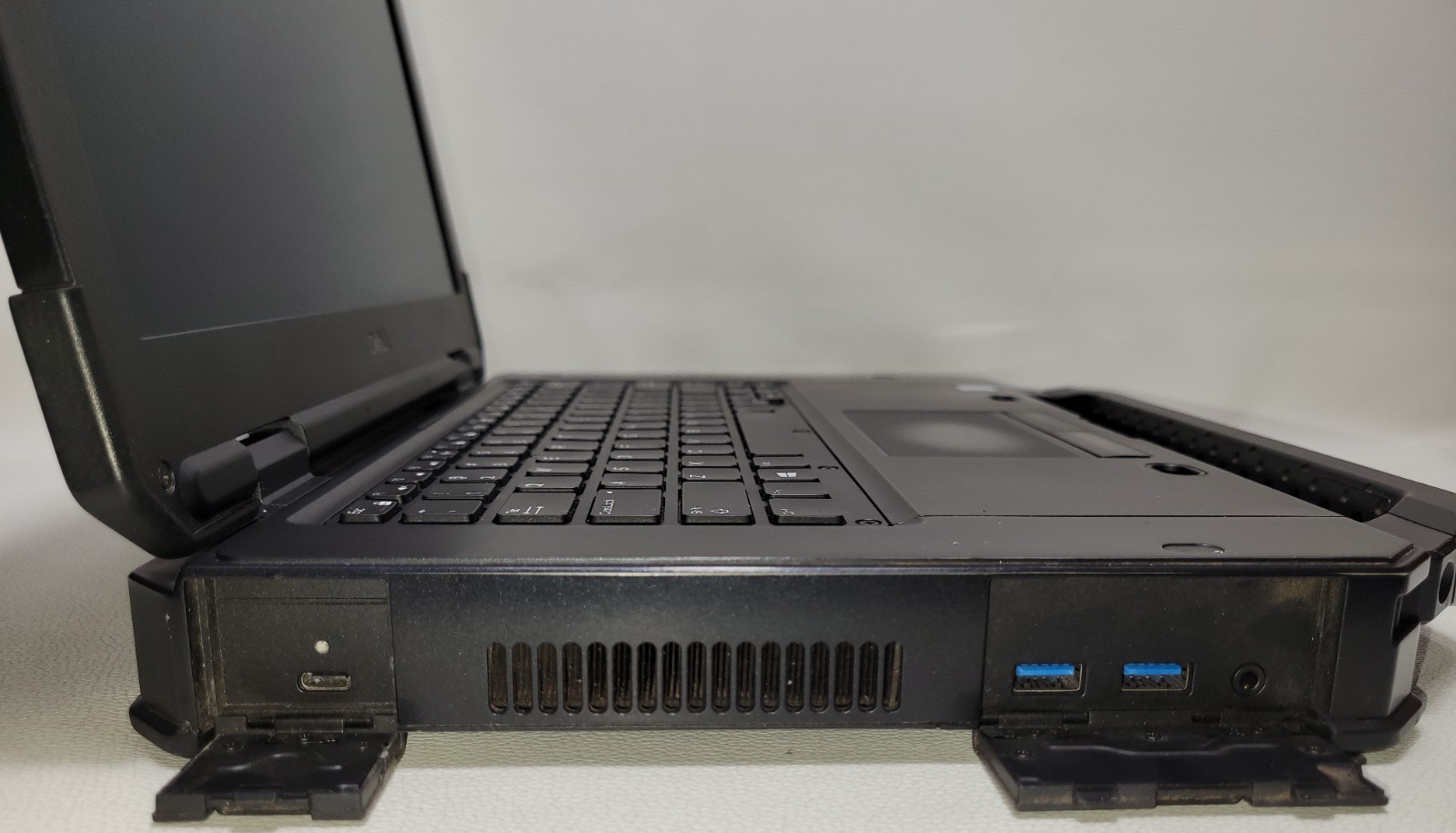 Dell Latitude Rugged 5424 i5-8Gen 16GB RAM 256GB SSD NO ADAPTER (UID TED5A3EF81)