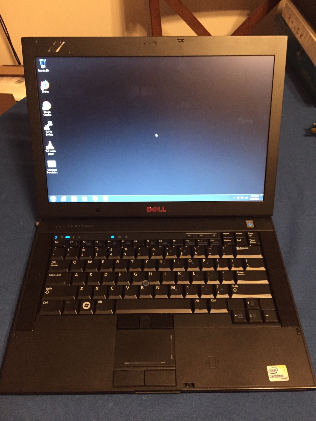 Dell Latitude E6400 14in. (160GB, Intel Core 2 Duo, 2.2GHz, 4GB) Notebook/Laptop