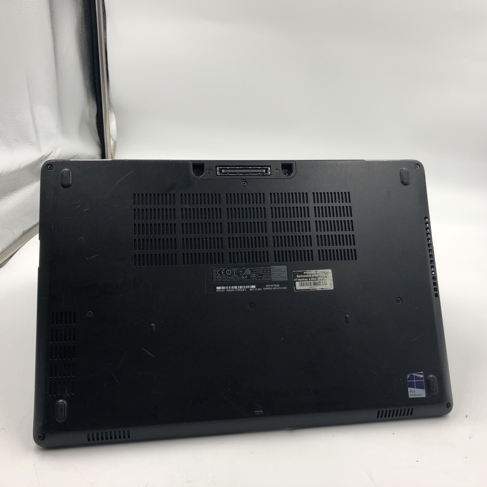 Dell Latitude E5570 i5 UNKNOWN CPU CODE/RAM/HDD/OS BAD DISPLAY/BOARD/HINGE PARTS