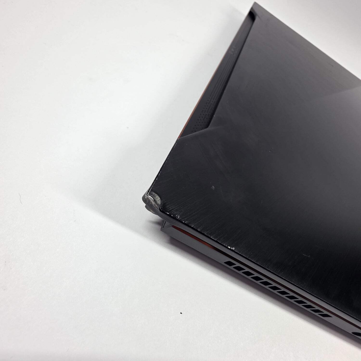 Broken ASUS ROG GU501GM GU501G 15.6″ i7-8750H 2.2GHz 16GB RAM 128GB Hybrid