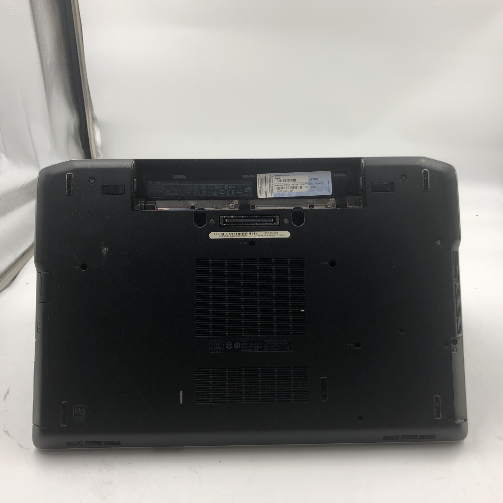 Dell Latitude E6520 Laptop Intel i5-2410M 2.3GHZ 4GB NO HDD/OS/Battery/Caddy
