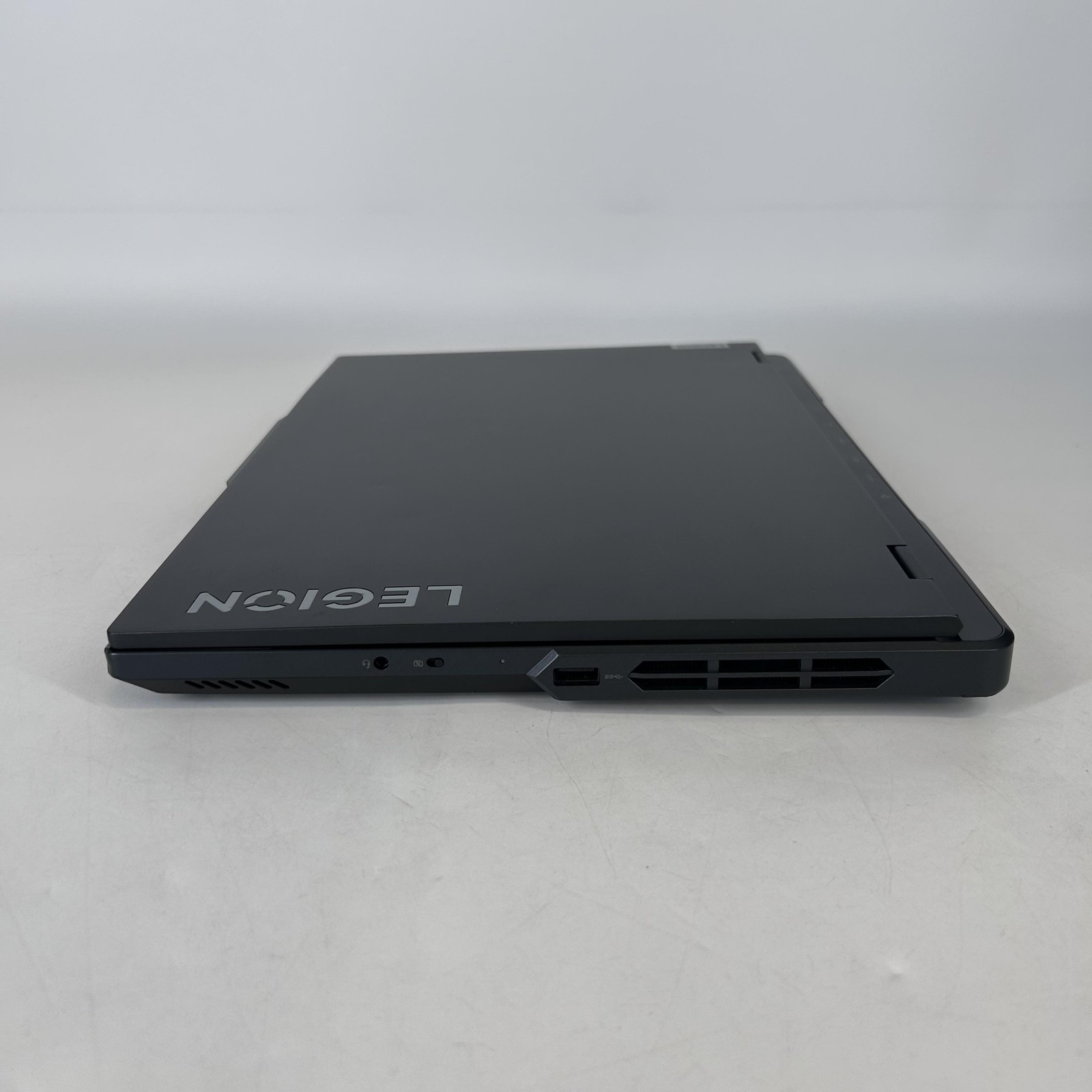 Lenovo Legion Pro 5i Gen 9 16 165Hz QHD+ 2.2GHz i9-14900HX 16GB 1TB SSD RTX 4060