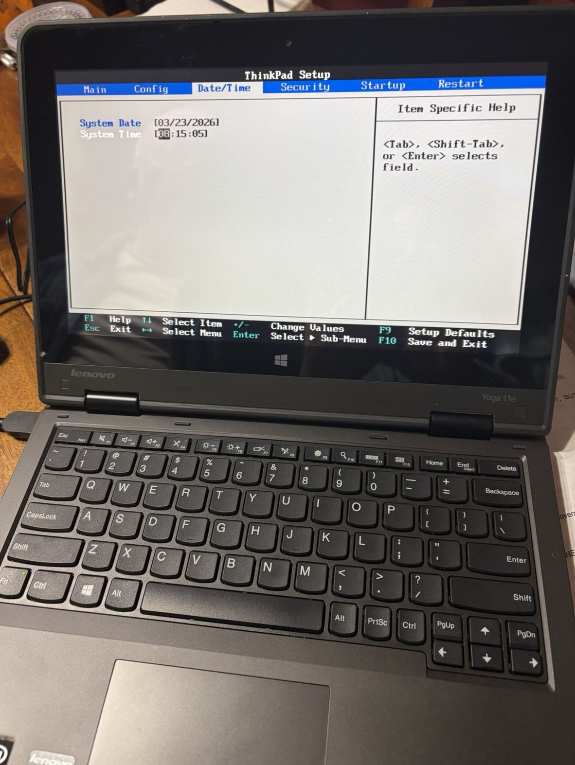 Lenovo Working Thinkpad Yoga 11e W/AC Adapter & Case Logic Black Travel Bag