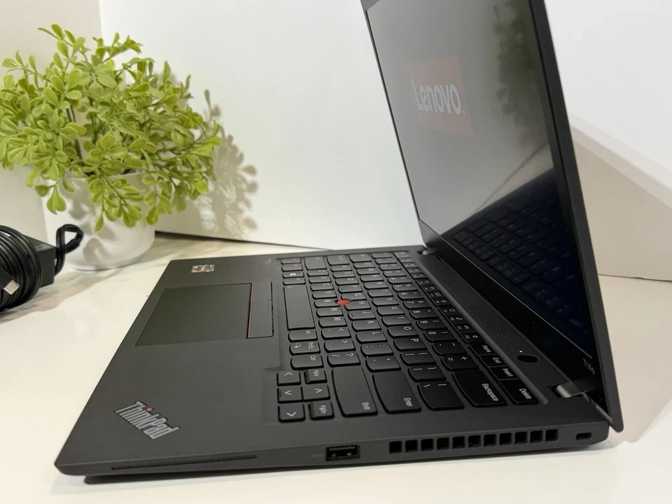 Lenovo ThinkPad T14s Gen 2a Ryzen 5 Pro 5650U 8GB/512GB SSD Windows 11 Pro