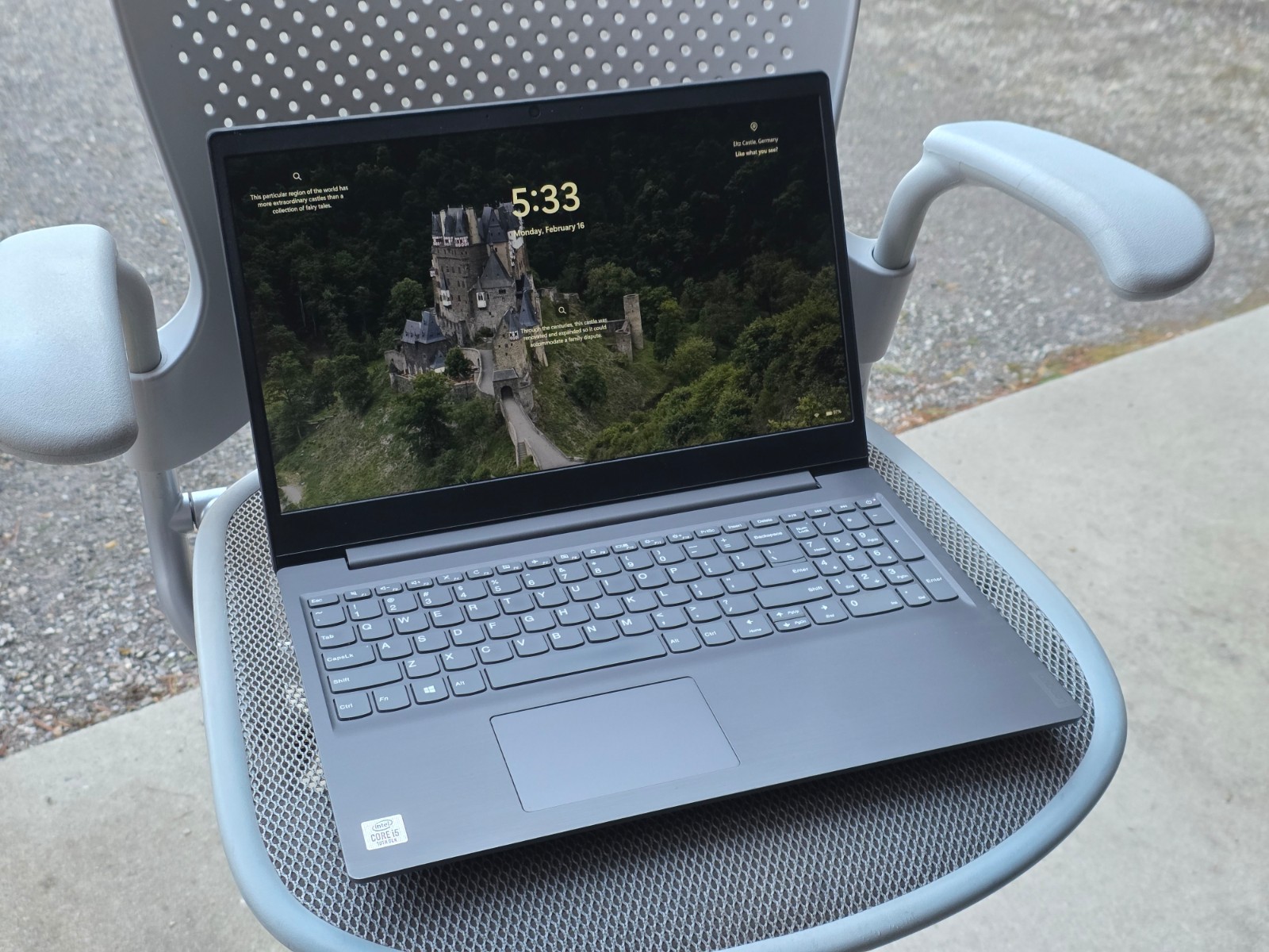 15″ Lenovo V15-IIL 82C5 – i5-1035G1, 8GB, 256GB NVMe M.2 SSD | 1080p Display!!