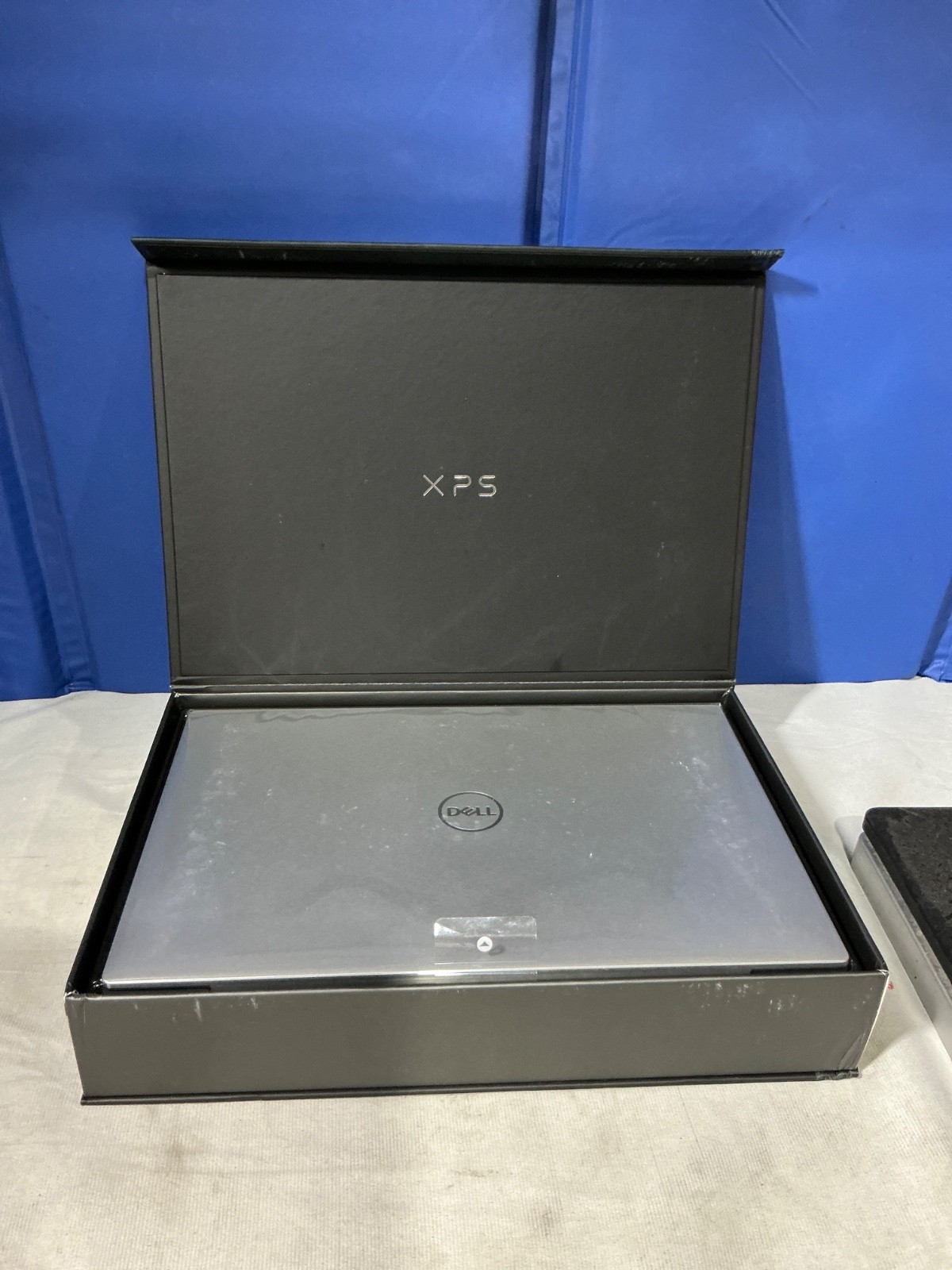 +Dell XPS 13 9310 Laptop-13.4in OLED Touchscreen Intel Core i7-1195G7 16GB 512GB