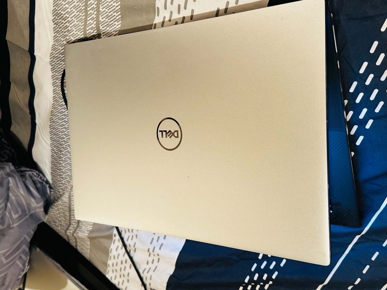 Dell XPS 15 9510 15.6in i9-11900H 32GB 512GB SSD RTX 3050 Ti W11 Pro