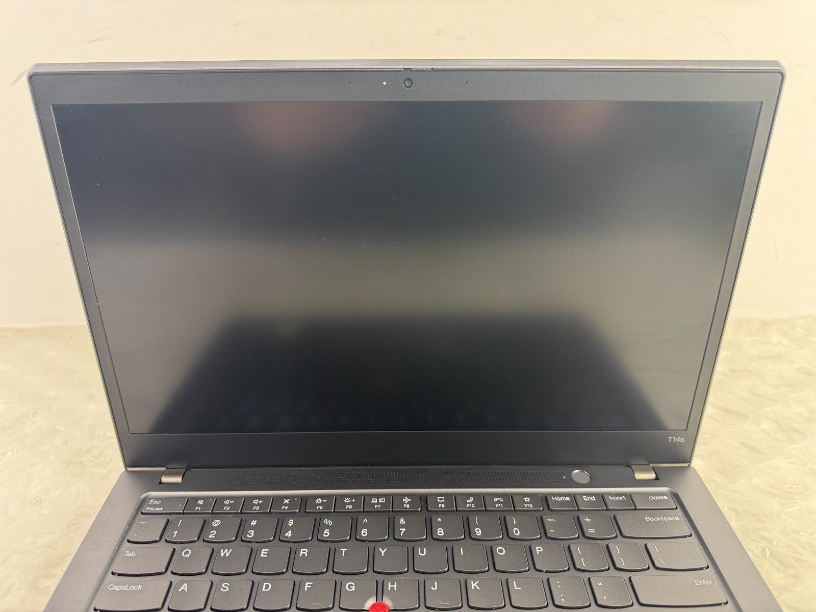 Lenovo ThinkPad T14s Gen 2 i7-1185G7 16GB 256GB SSD 14″ FHD Win 11 Pro