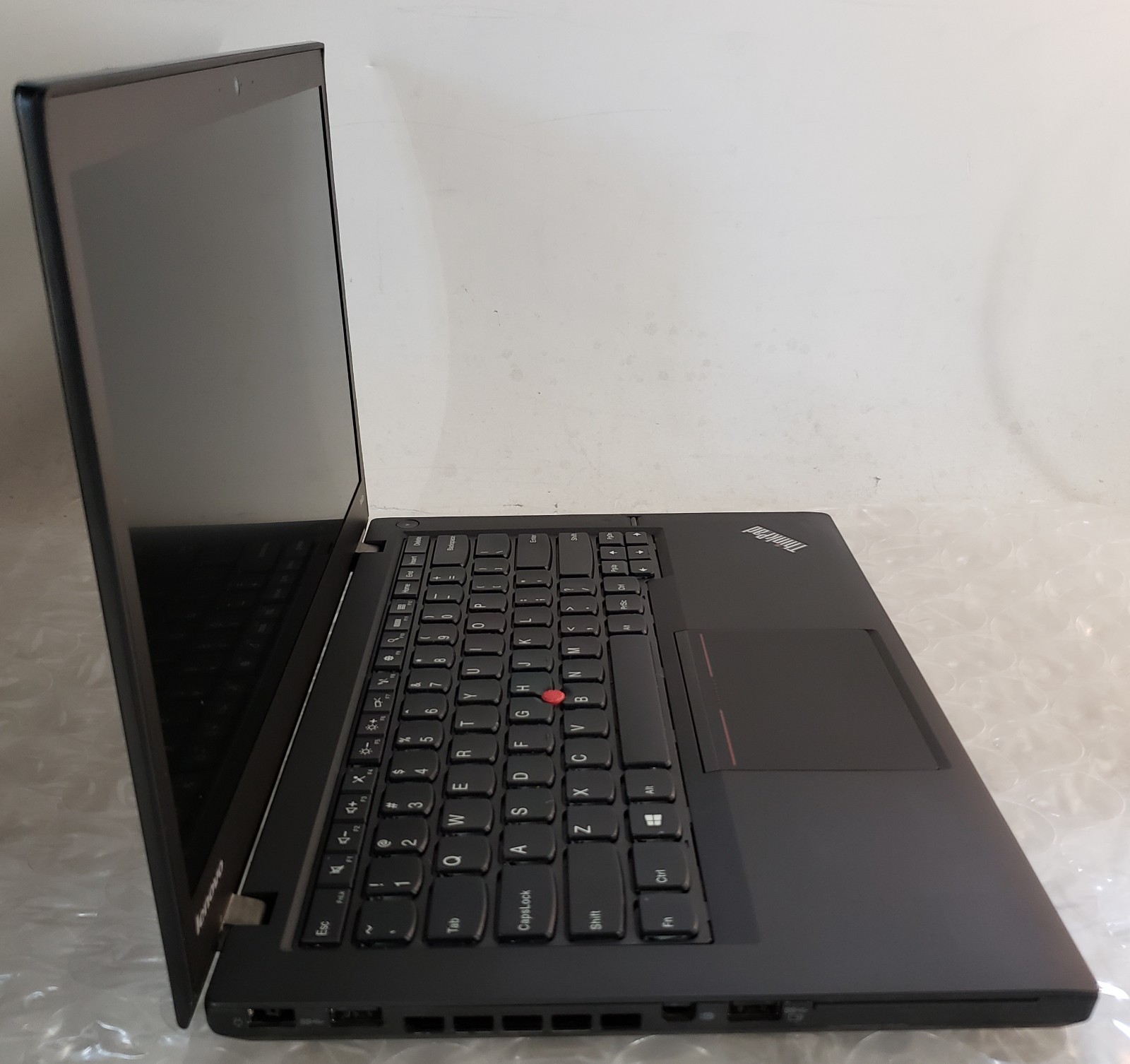 Lenovo ThinkPad T440s Intel Core i7-4600 12GB RAM 256GB SSD W11P w/ OEM 90w AC