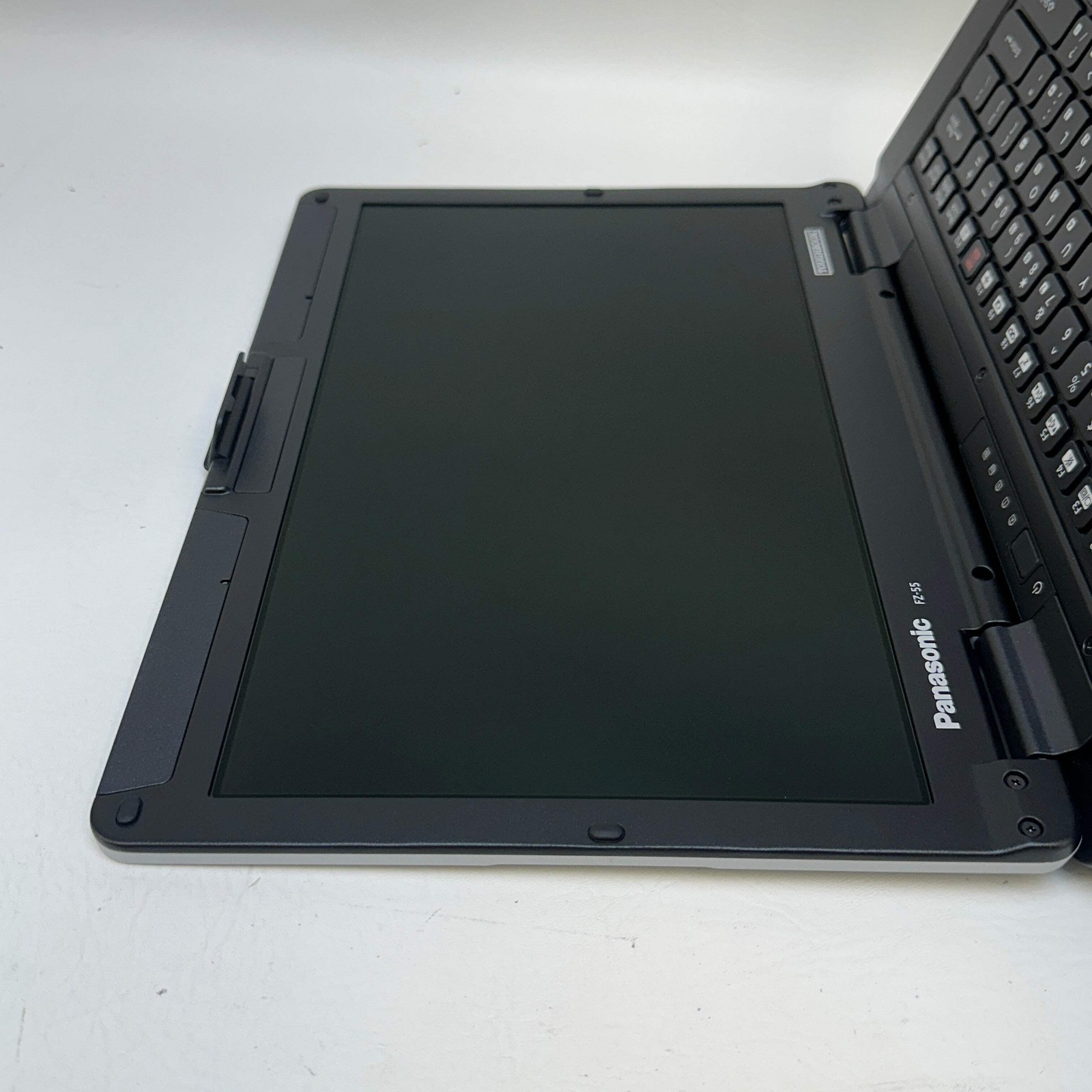 Panasonic FZ-55FZ-4LAM CABQM1V 14″ i5-1145G7 2.6GHz 16GB RAM 512GB SSD
