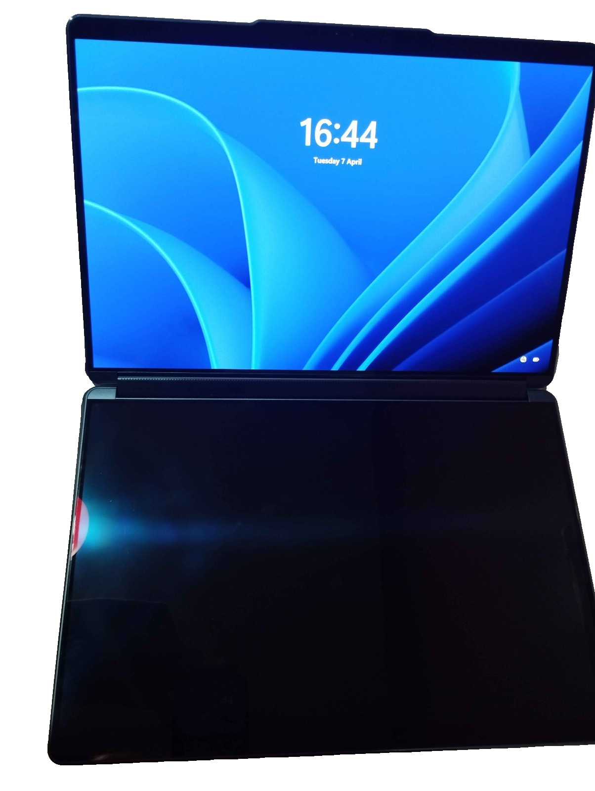 Lenovo Yoga Book 9i (Gen 9) 13IMU9 – 32GB RAM – 1TB SSD – Dual OLED