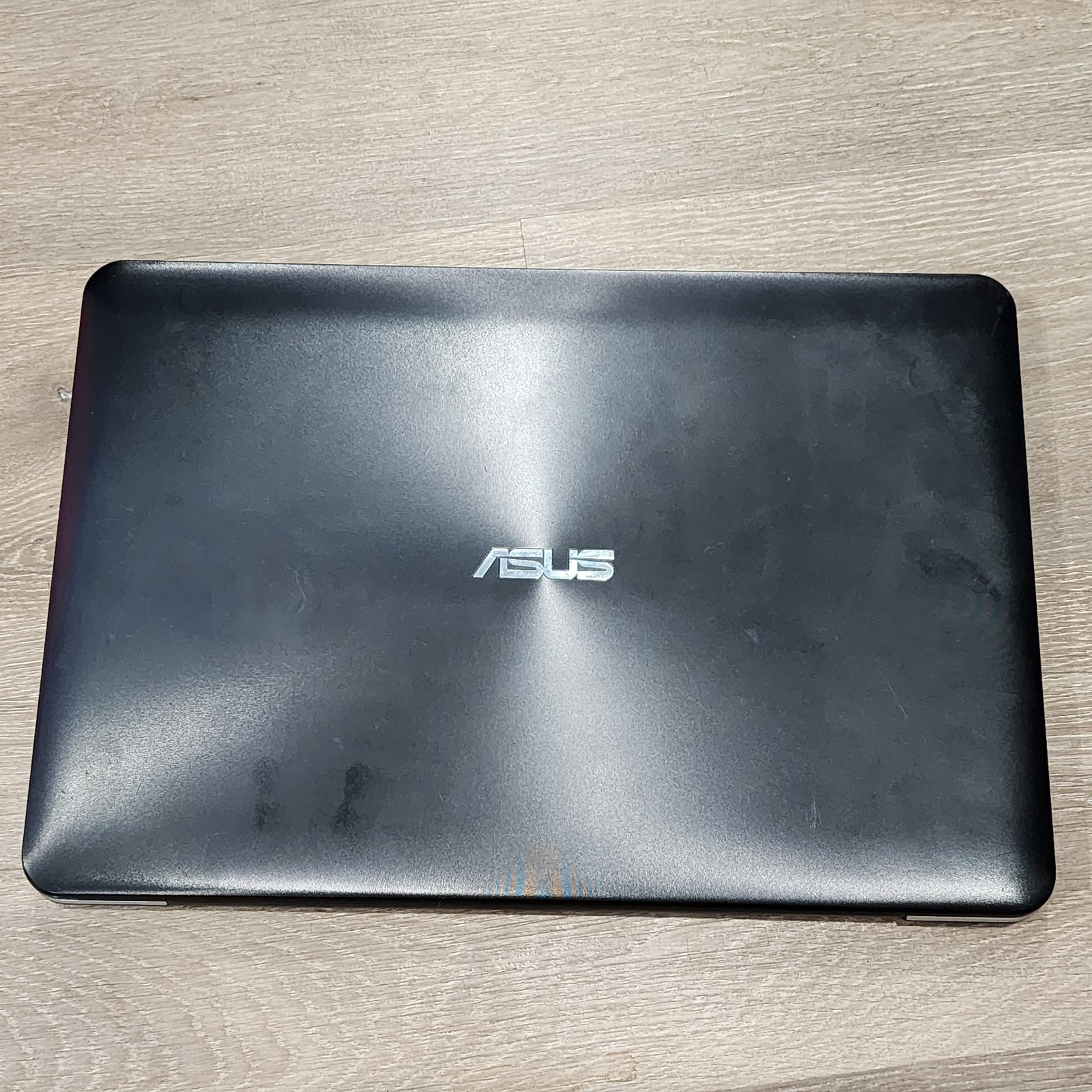 ASUS R556L Laptop – Intel Core I5 – As-Is – for Parts – Untested – Unit Only