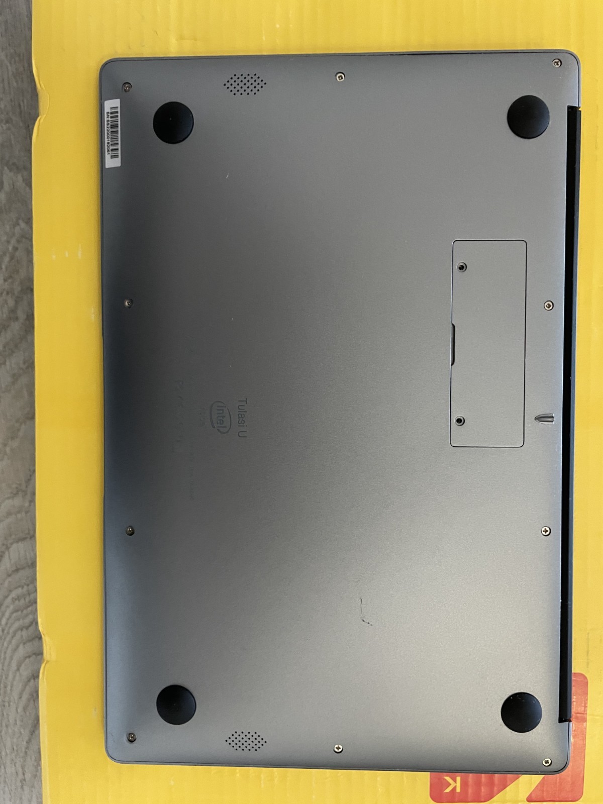 NOT WORKING Tulasi Laptop 8GB LPDDR4X RAM 256GB 14in