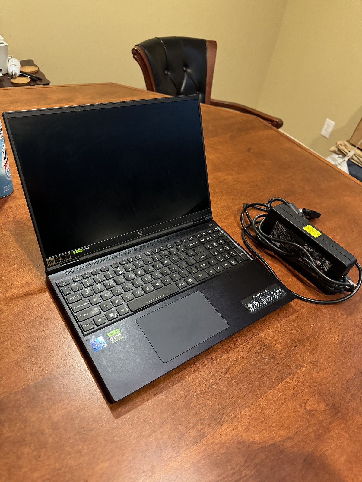 Acer RTX 4070 Predator Helios Gaming Laptop 16″ 240Hz i9-13900HX 16GB DDR5 1TB