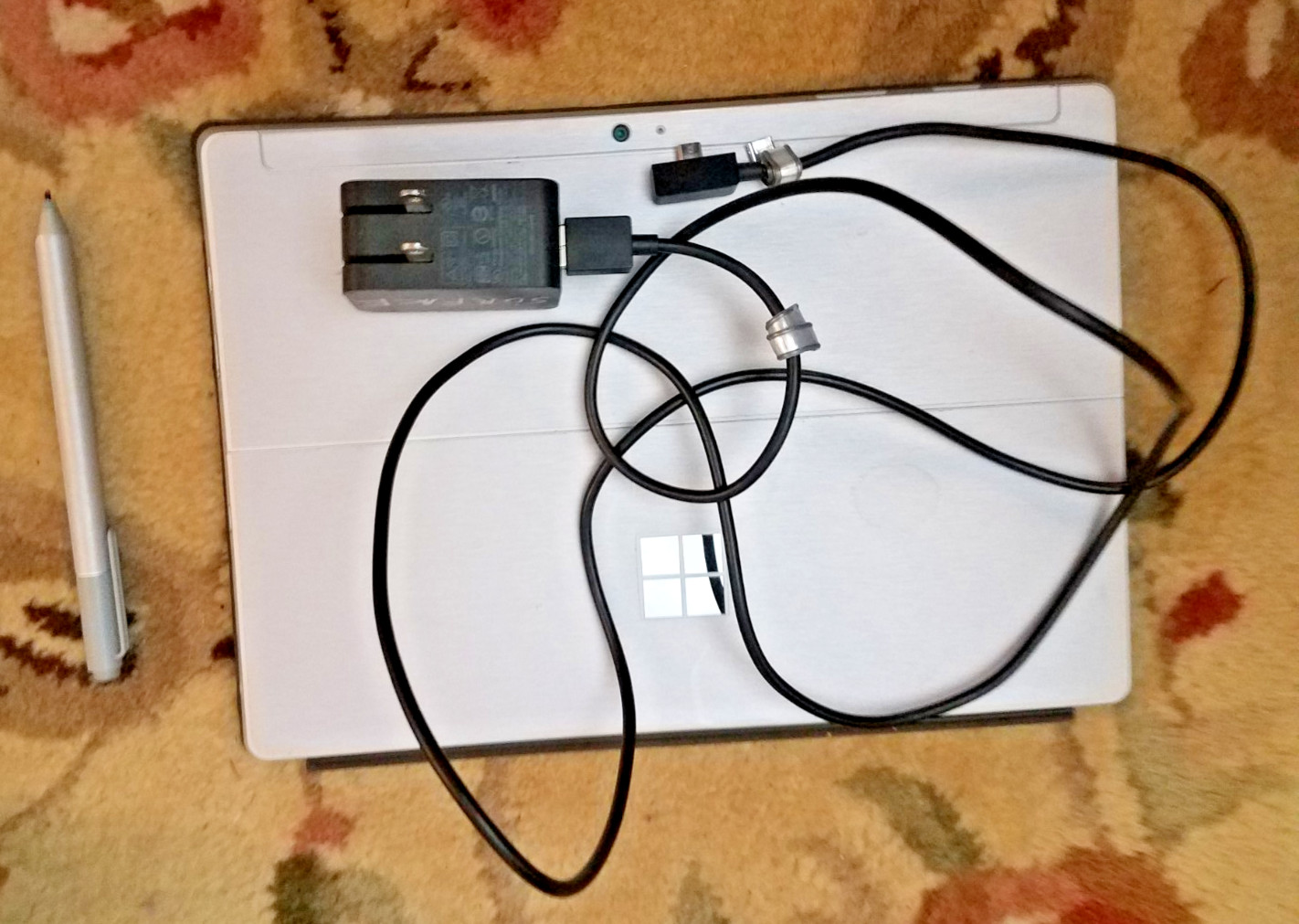 Microsoft Surface 3 (10.8-in) Tablet Pro for Parts Intel Atom 1.6 GHz processor