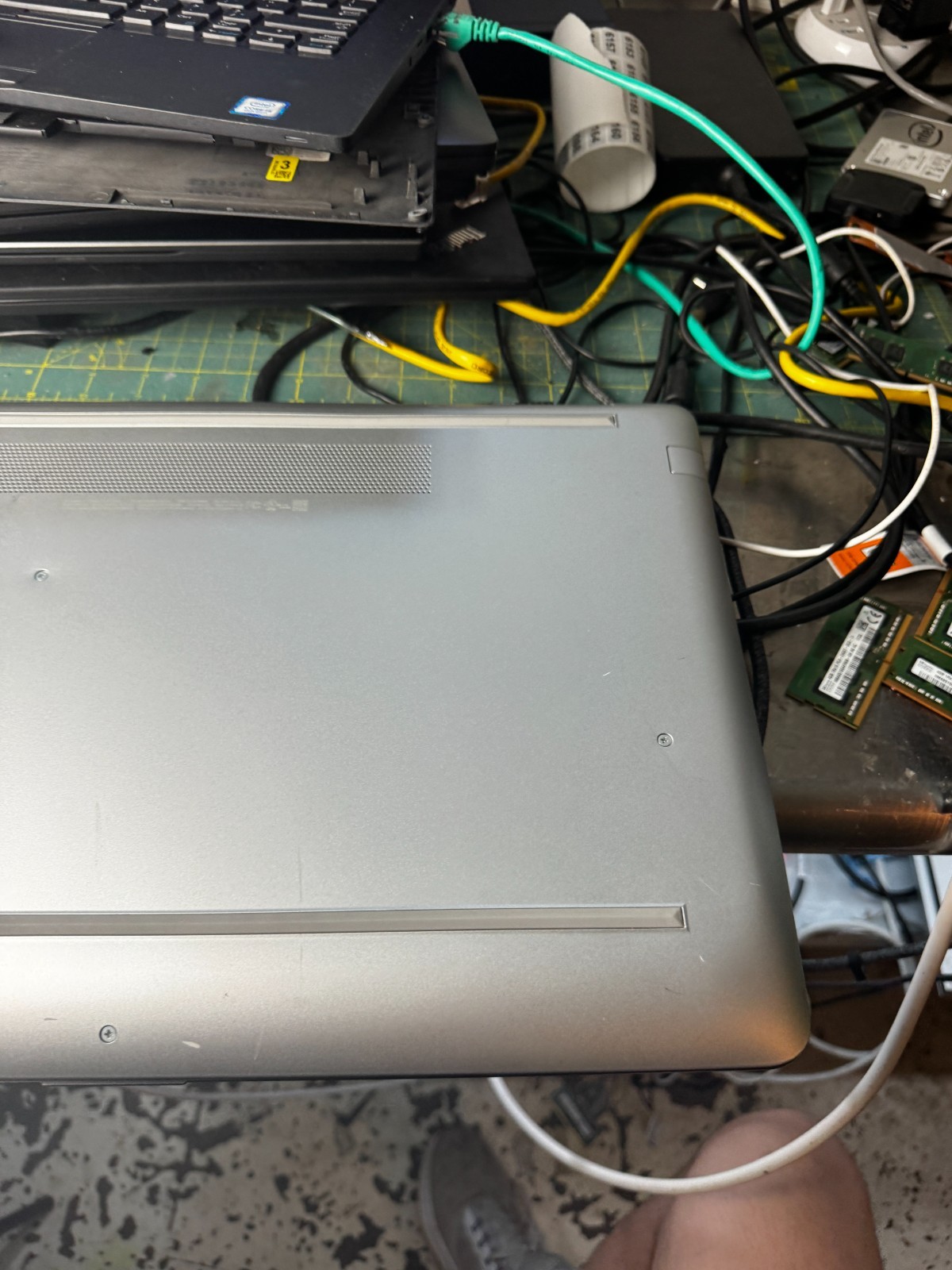 HP 17-by1061st Core I3-8145U 256GB SSD 8GB RAM WIFI/BT Laptop # 6120