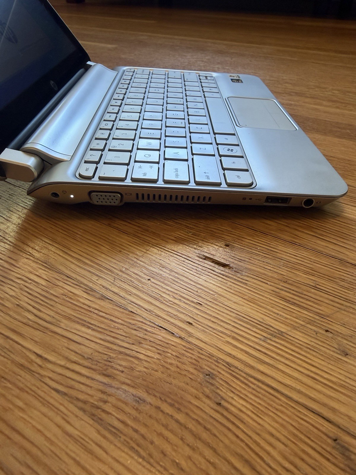 HP Mini 210-2000 / 1GB Ram / Intel Atom 1.66 GHz Blue